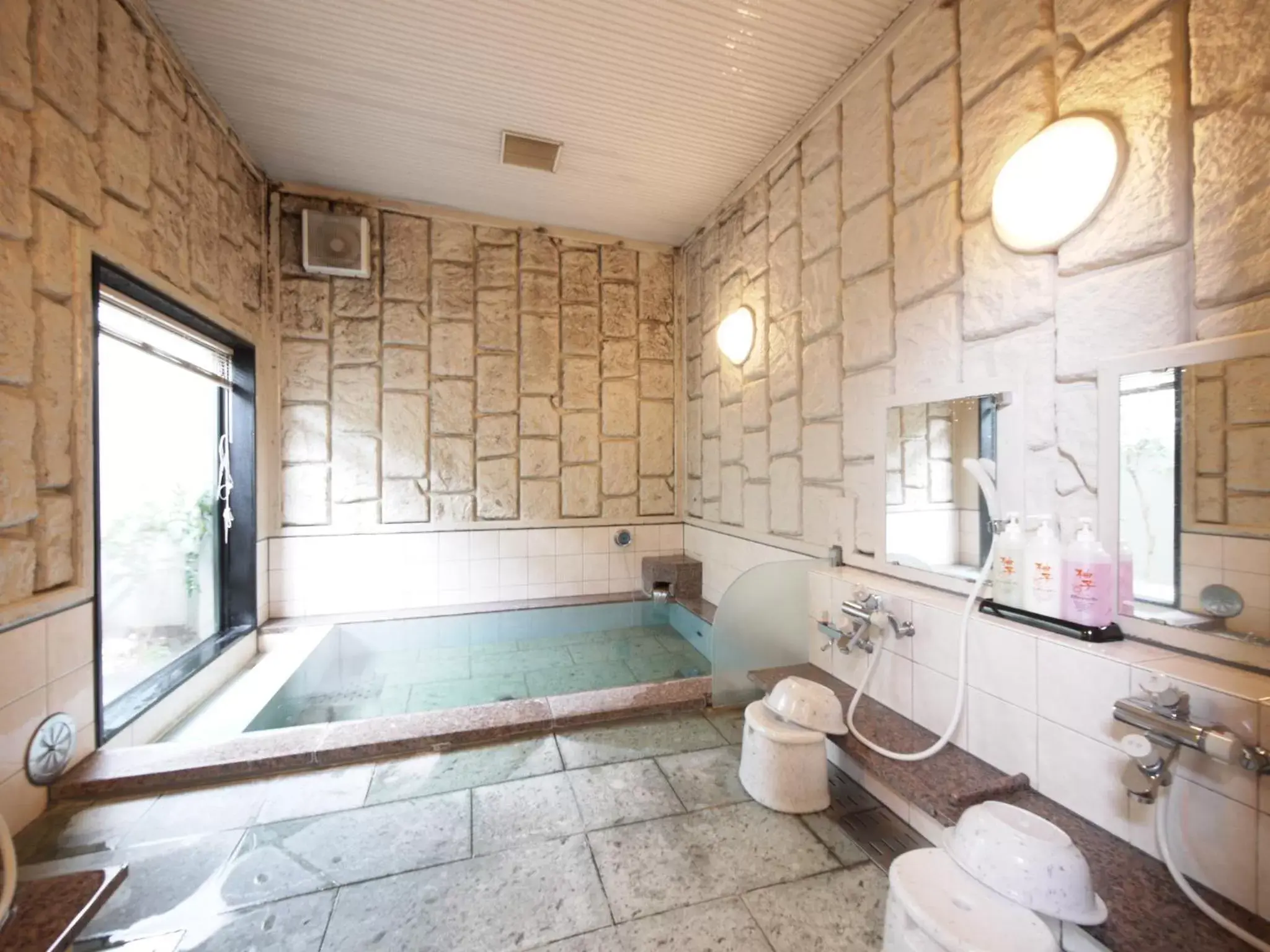 Public Bath, Bathroom in Hotel Route-Inn Tendo