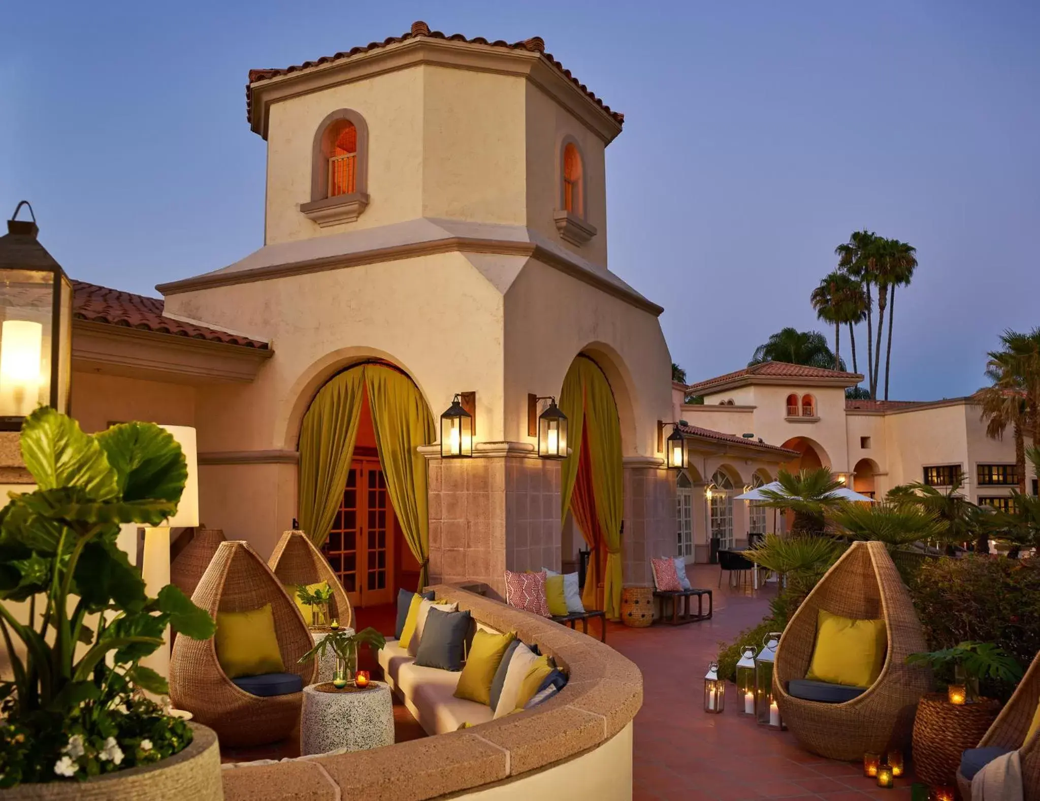 Facade/entrance, Property Building in San Diego Mission Bay Resort