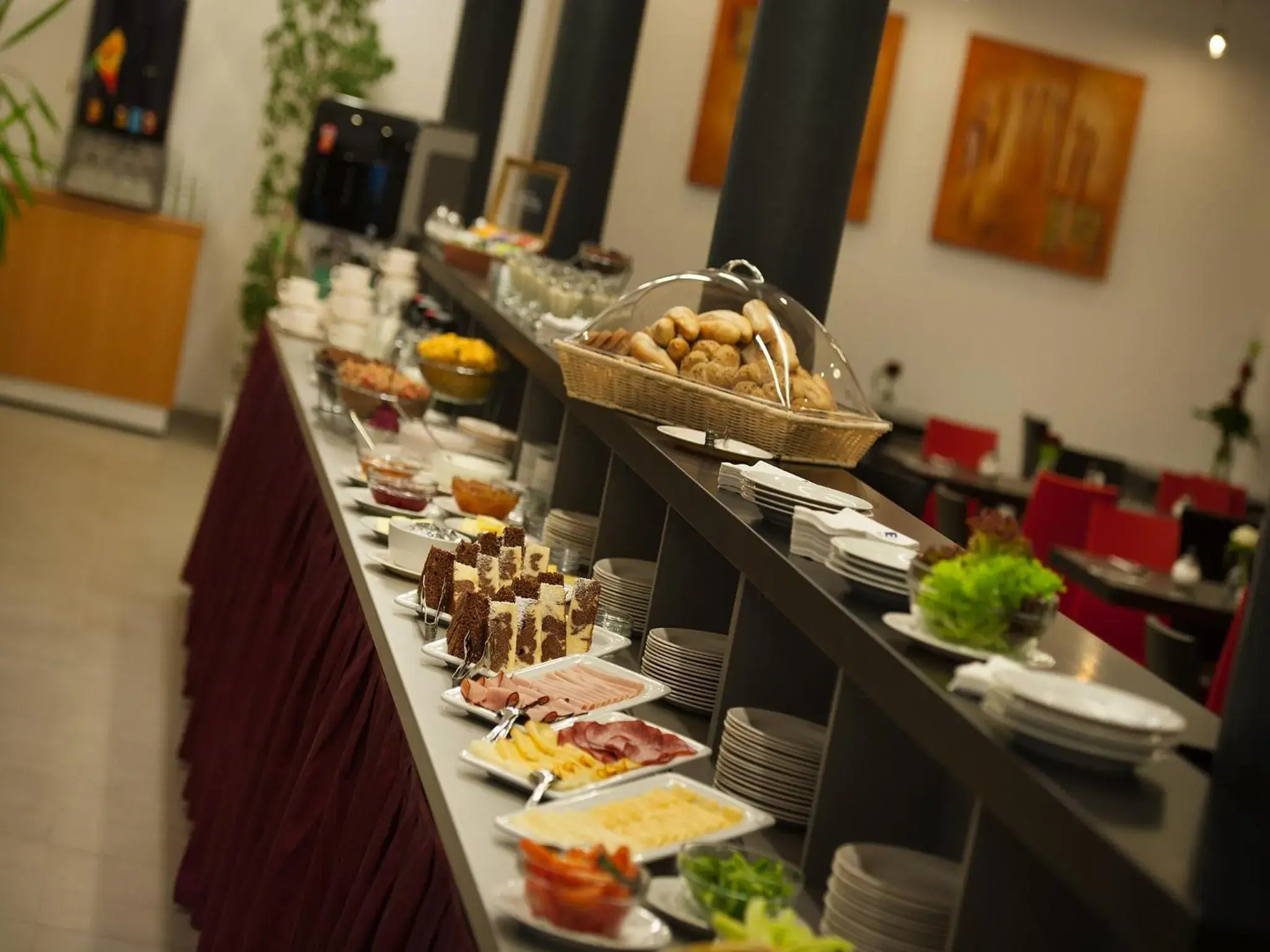 Buffet breakfast in EA Business Hotel Jihlava