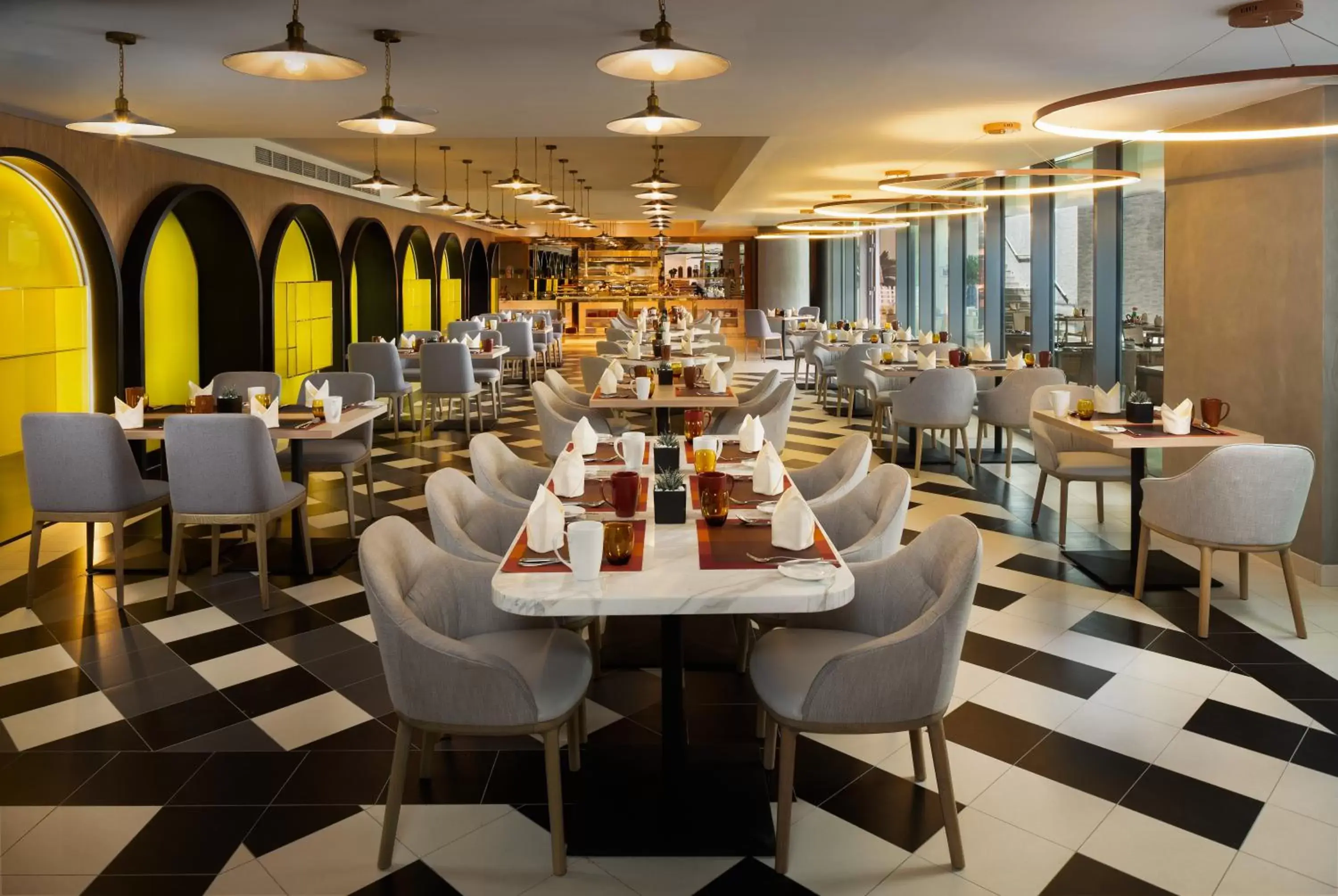Restaurant/Places to Eat in Millennium Atria Business Bay