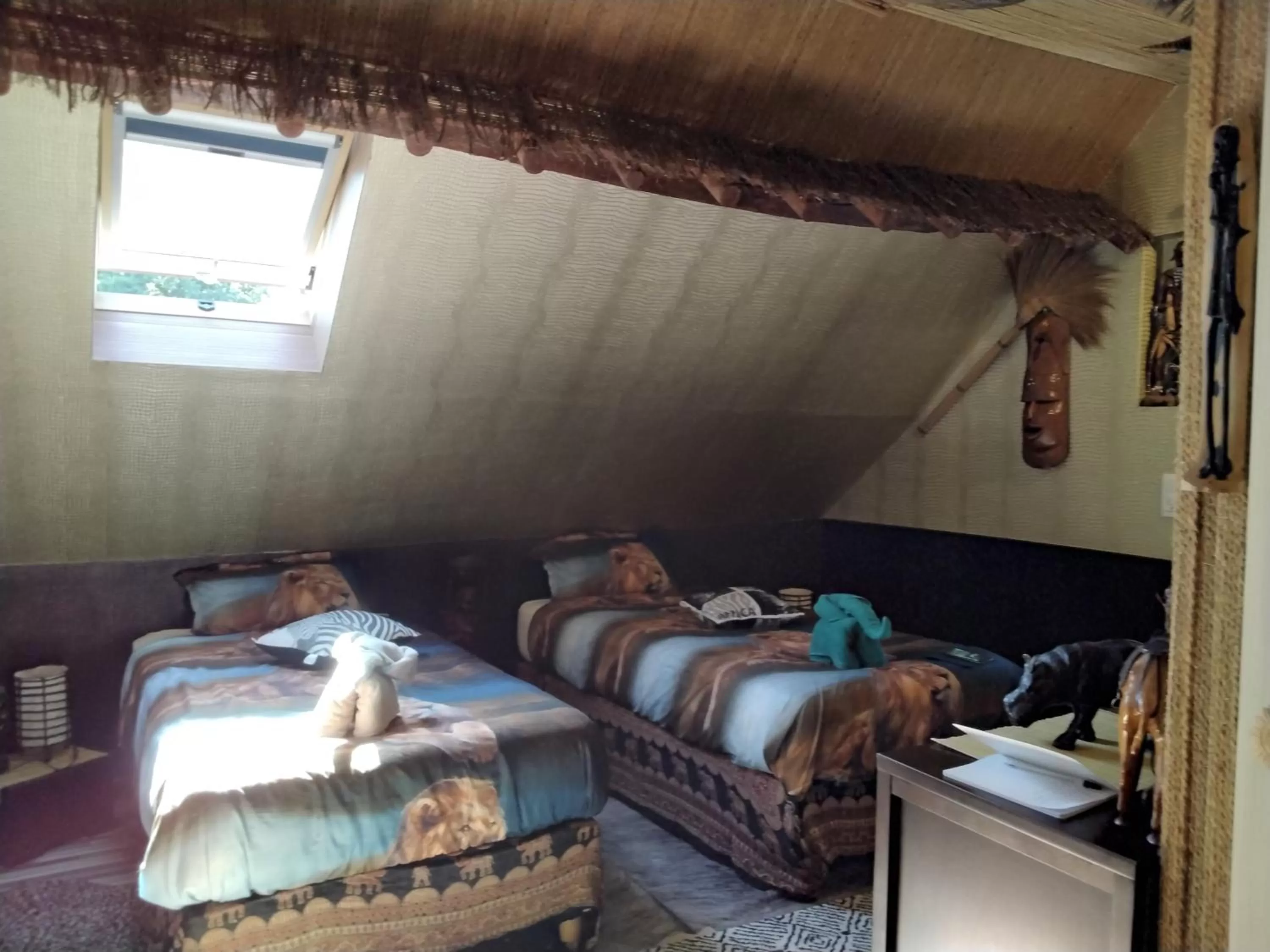 Bed in O tour du monde