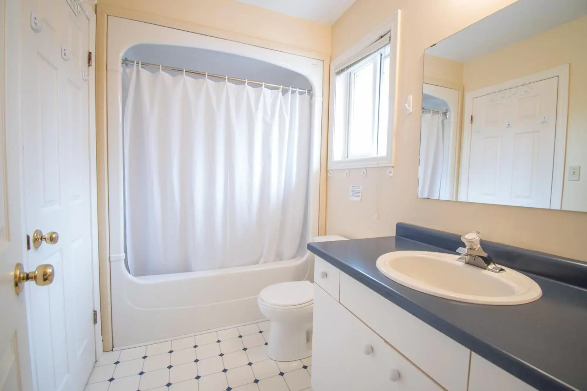 Bathroom in Susan's Villa