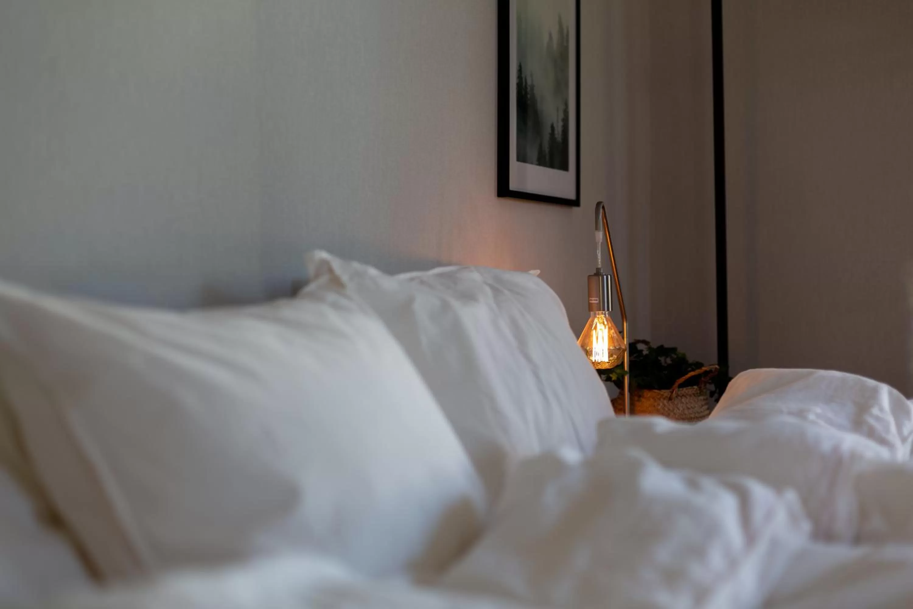 Bed in Segerstadsby Gårdshotell AB