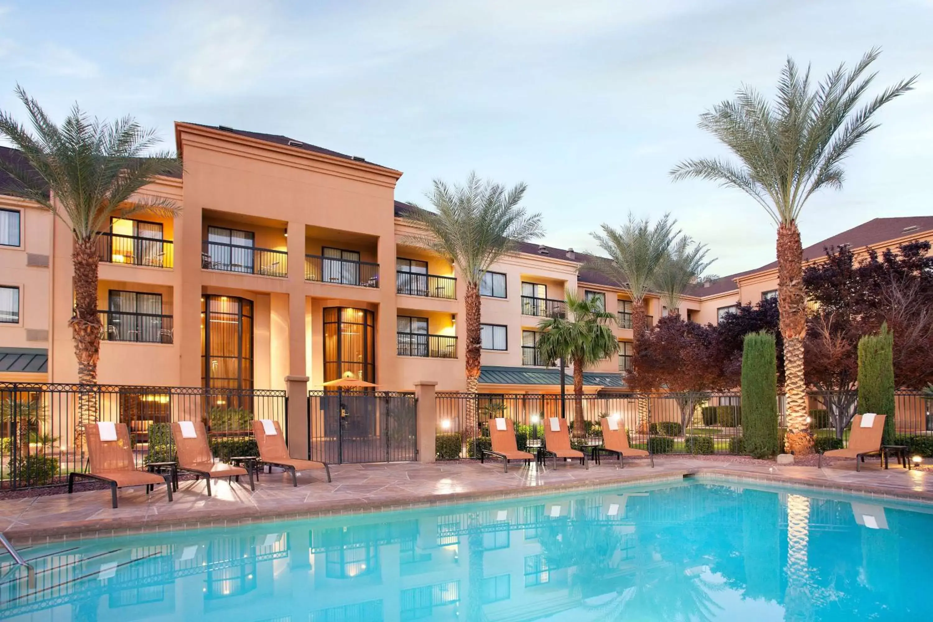 Pool view, Property Building in Sonesta Select Las Vegas Summerlin