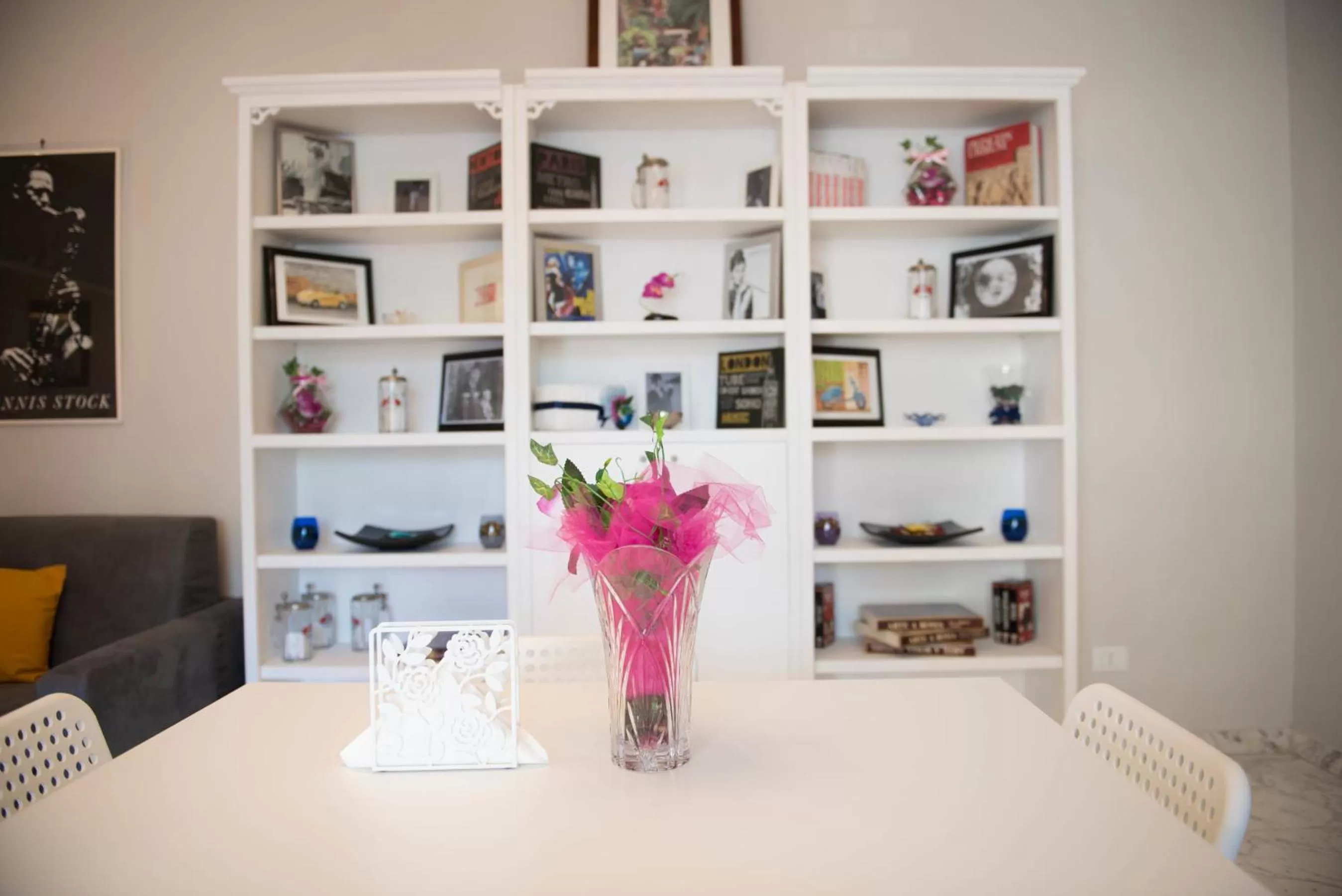 Communal lounge/ TV room in Authentic Sweet Home