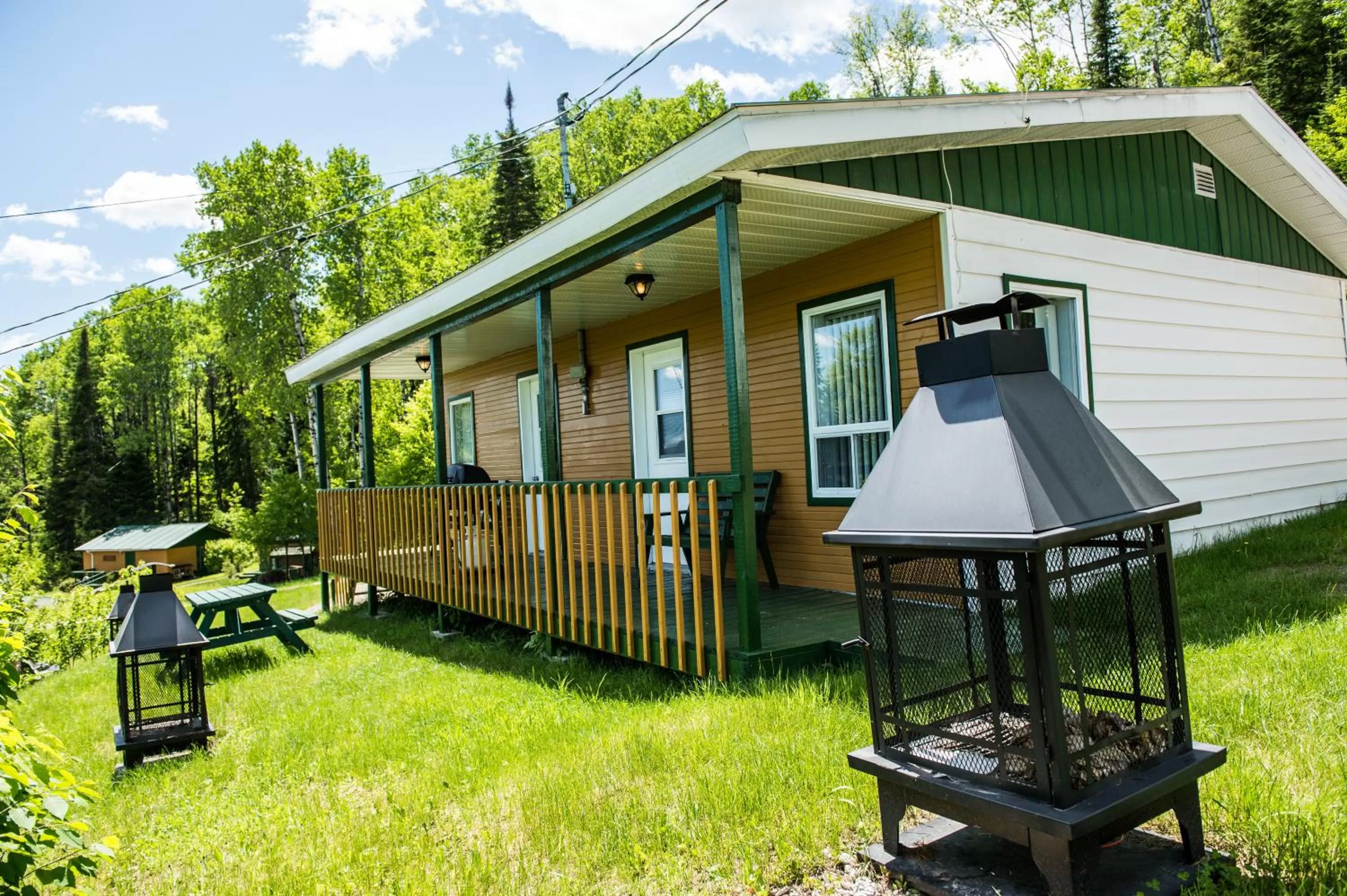 View (from property/room), Patio/Outdoor Area in Auberge Éva