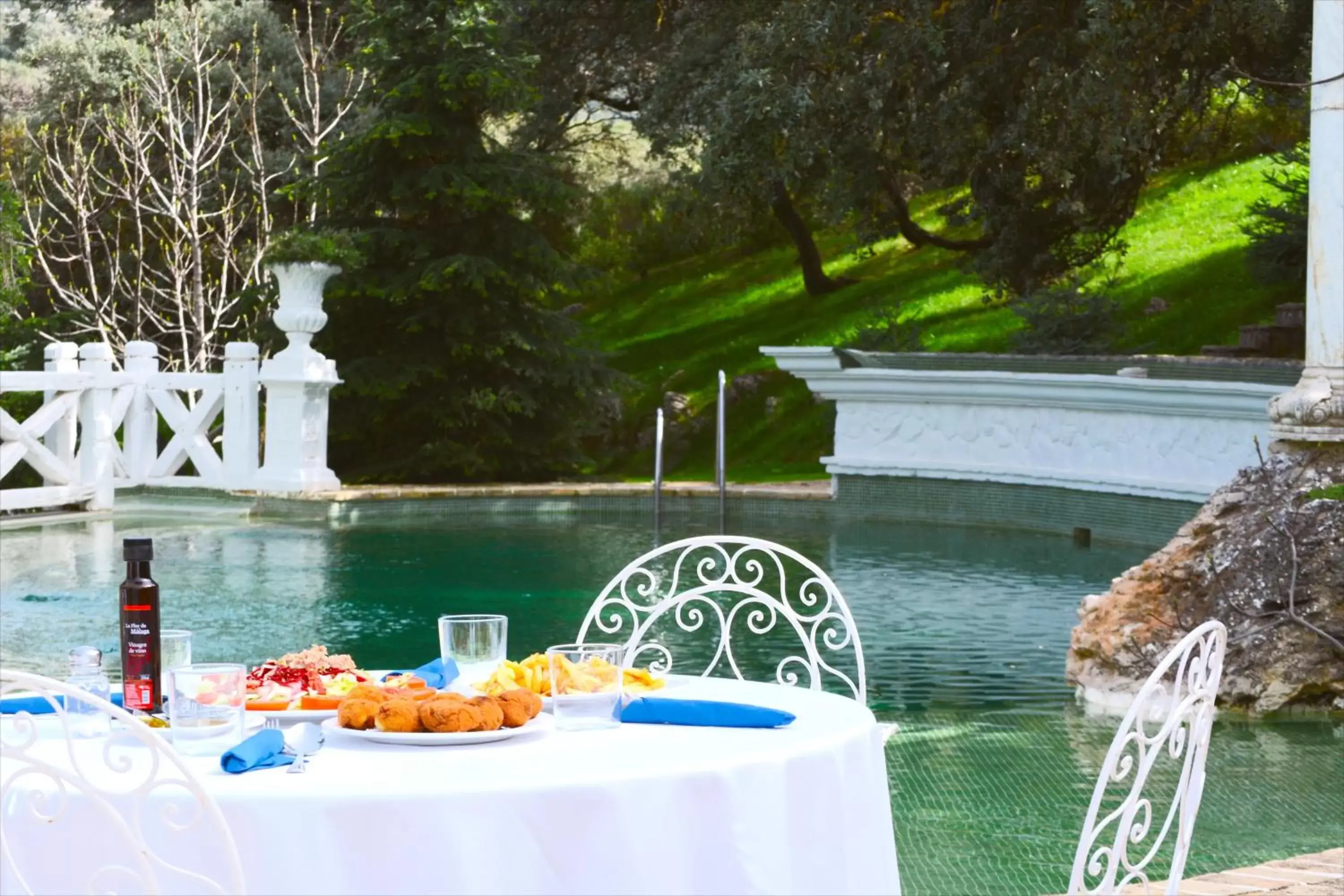 Swimming Pool in Los Pilares de Ronda Boutique & Hotel