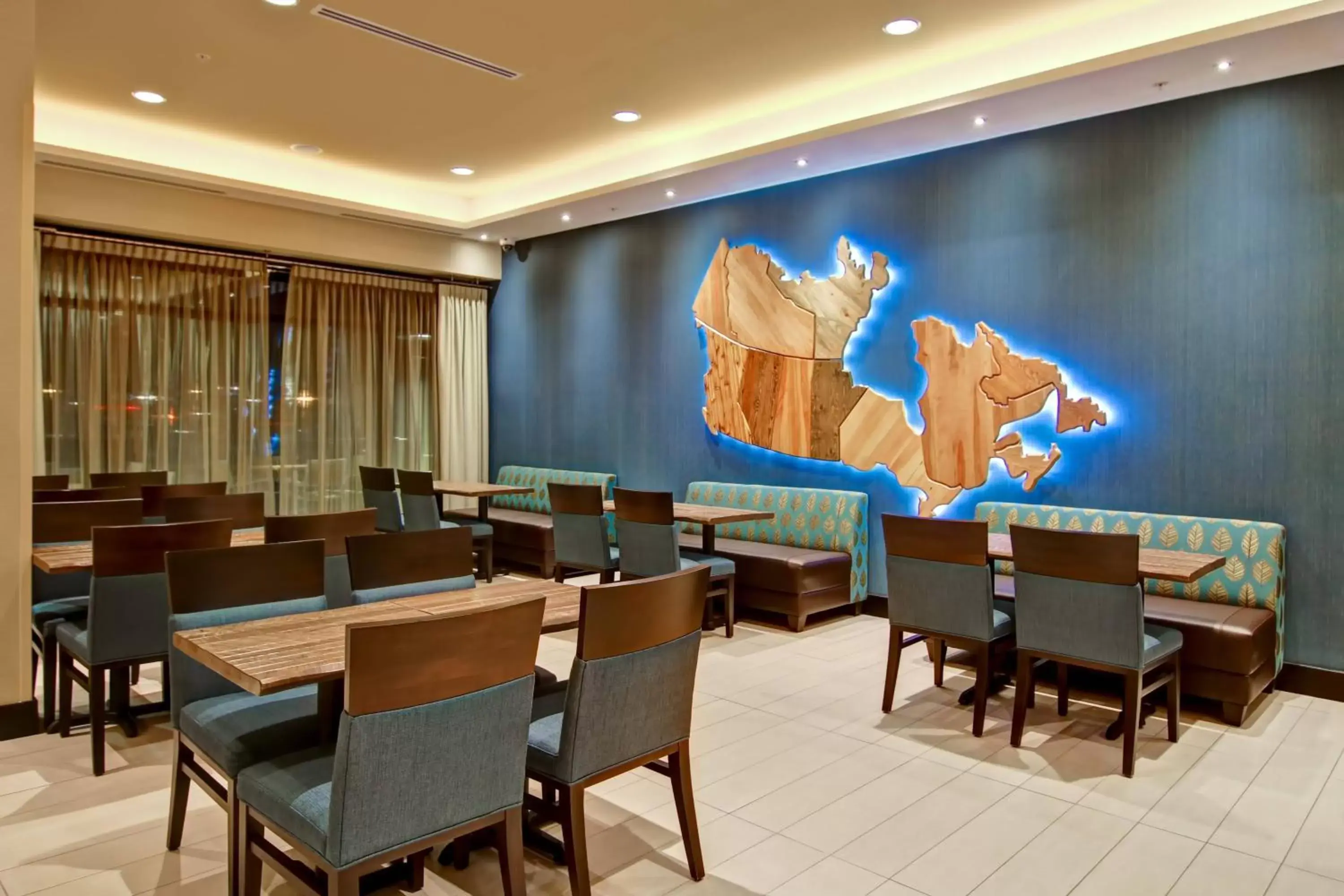 Breakfast, Restaurant/Places to Eat in TownePlace Suites by Marriott Kincardine