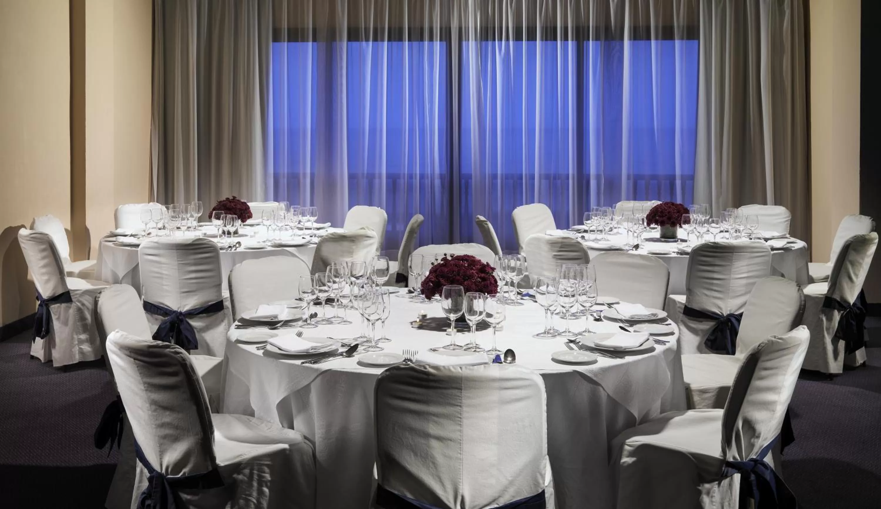 Restaurant/places to eat in H10 Taburiente Playa