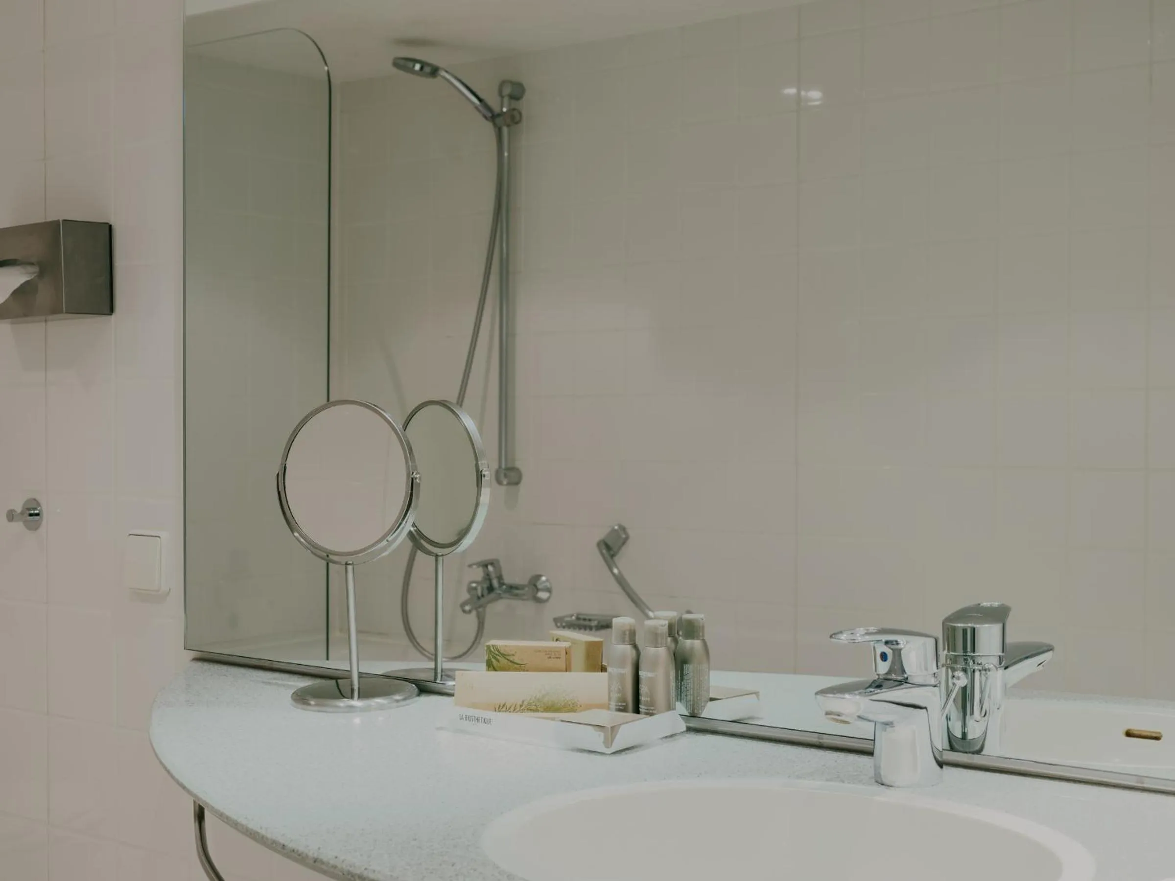 Bathroom in Bad Hotel Überlingen