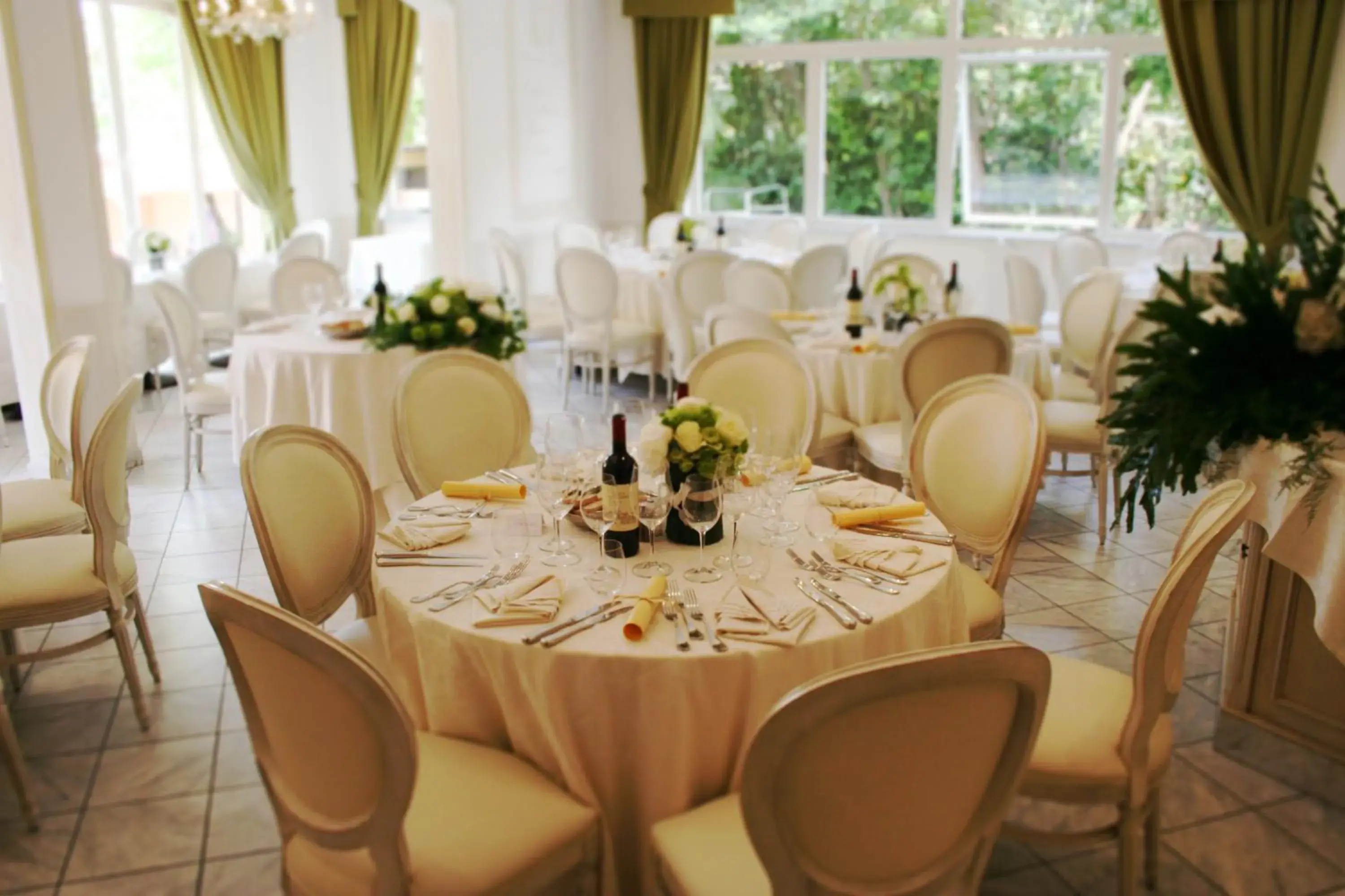 Banquet/Function facilities, Restaurant/Places to Eat in Hotel La Pigna