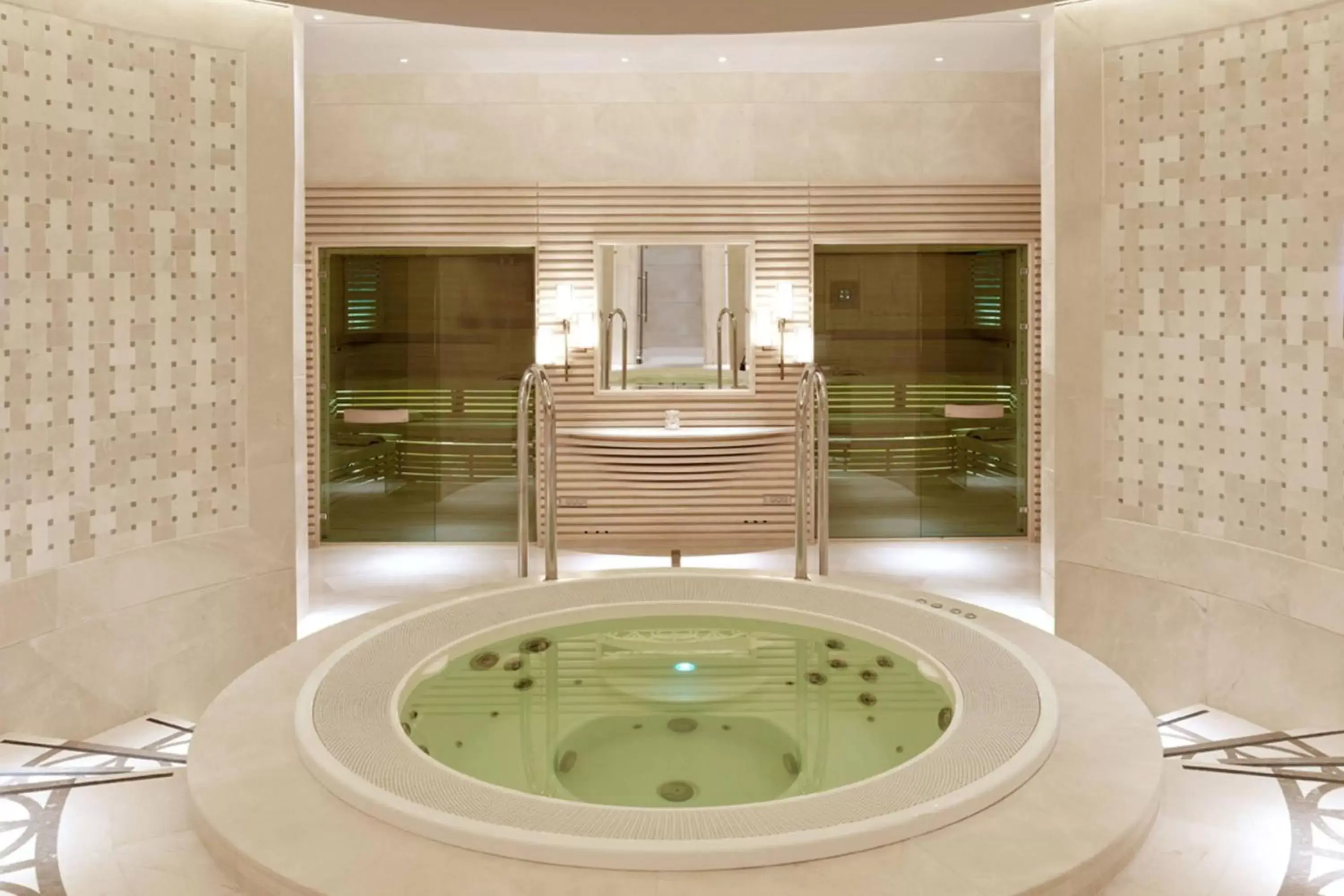 Swimming pool, Bathroom in JW Marriott Hotel Ankara