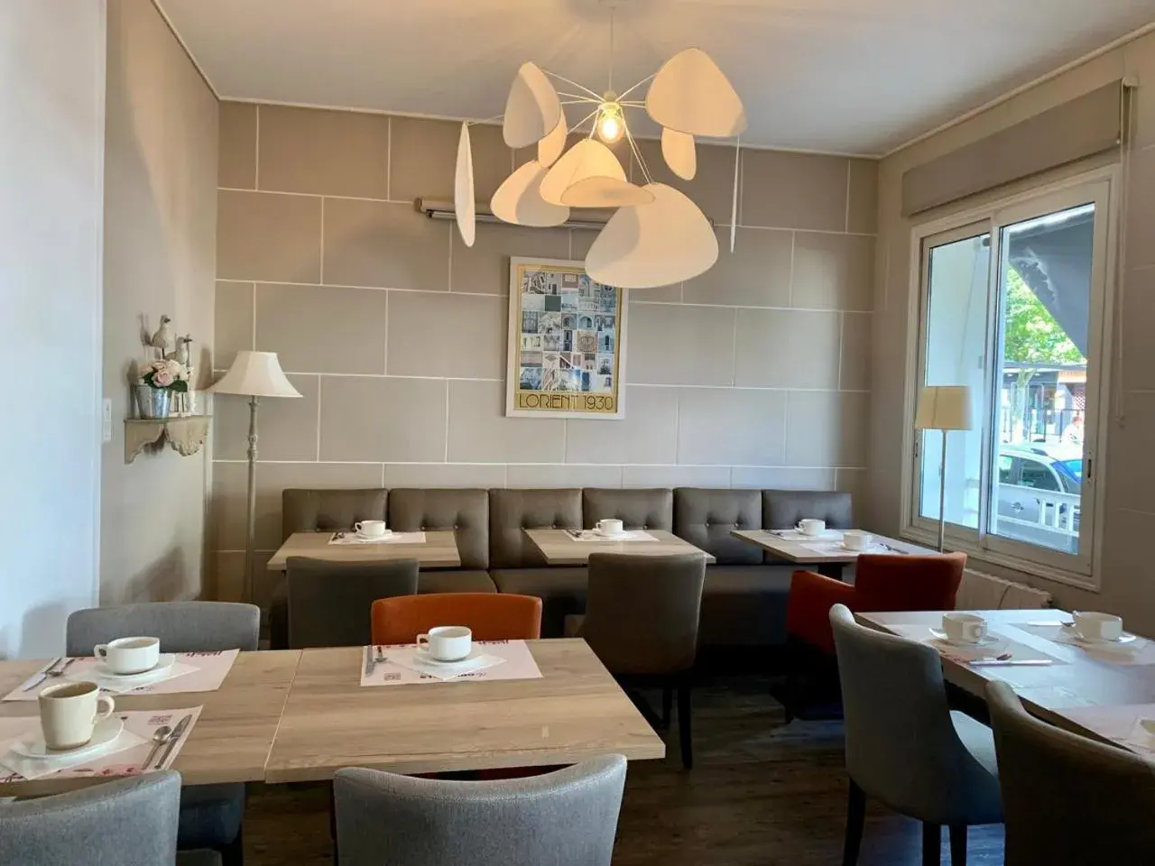 Breakfast, Restaurant/Places to Eat in The Originals City, Hotel Cleria, Lorient (Inter-Hotel)