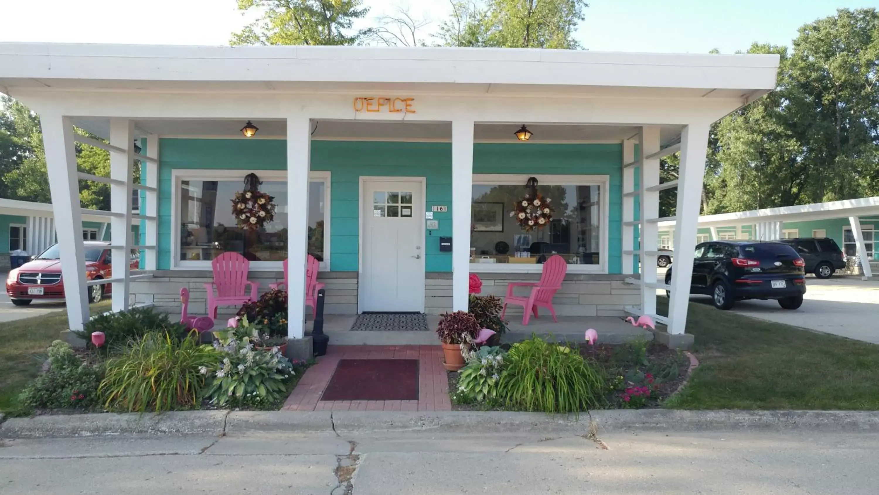 Facade/entrance in Motel 57