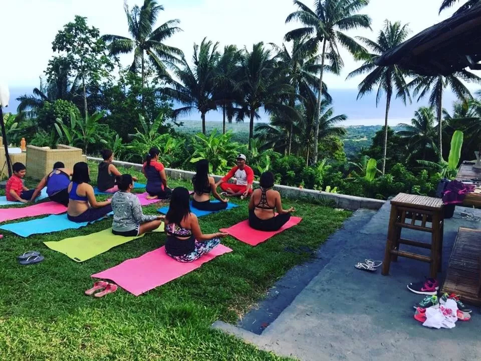 Garden in Bintana sa Paraiso Binunsaran