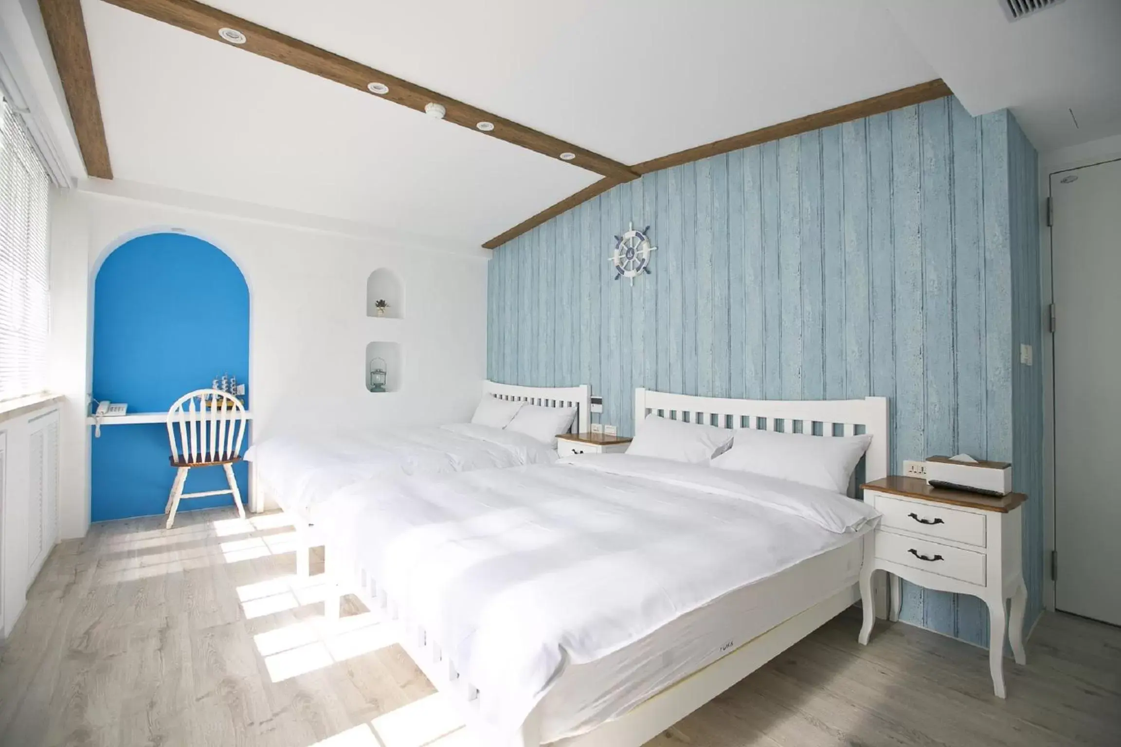 Photo of the whole room, Bed in York Hotel Photo of the whole room, Bed in York Hotel