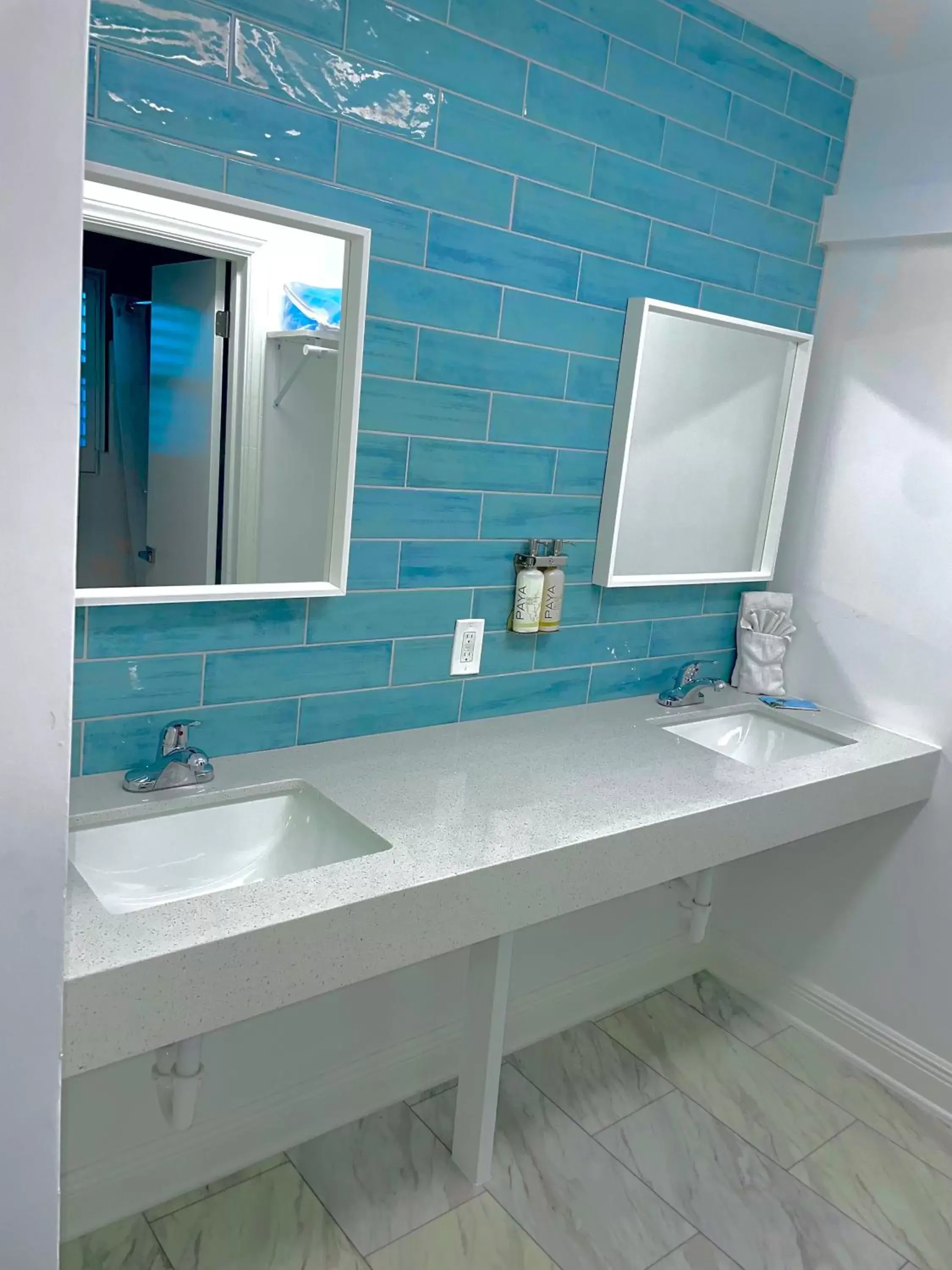 Bathroom in Tahitian Beach Resort