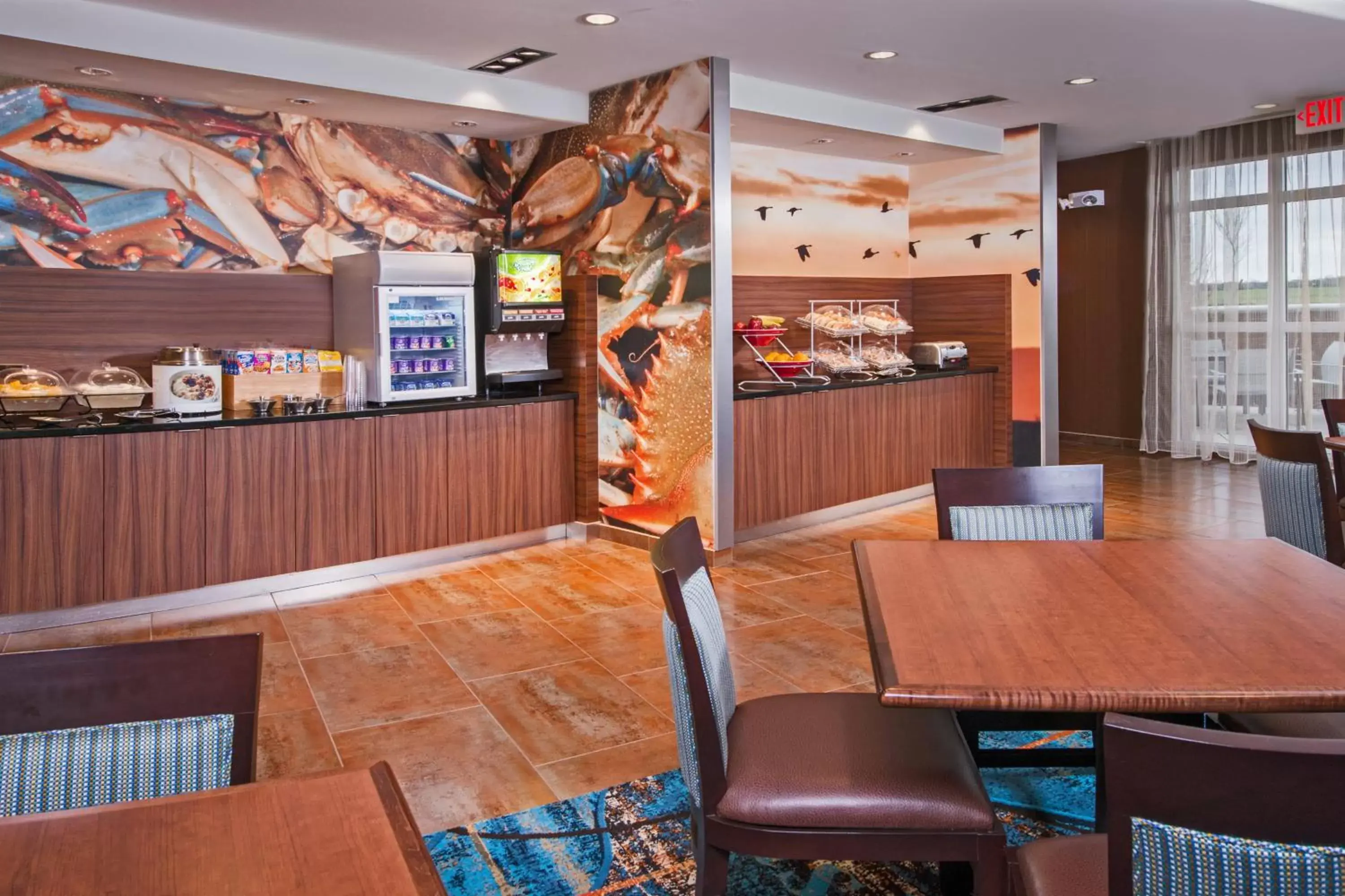 Breakfast, Restaurant/Places to Eat in Fairfield Inn & Suites by Marriott Easton