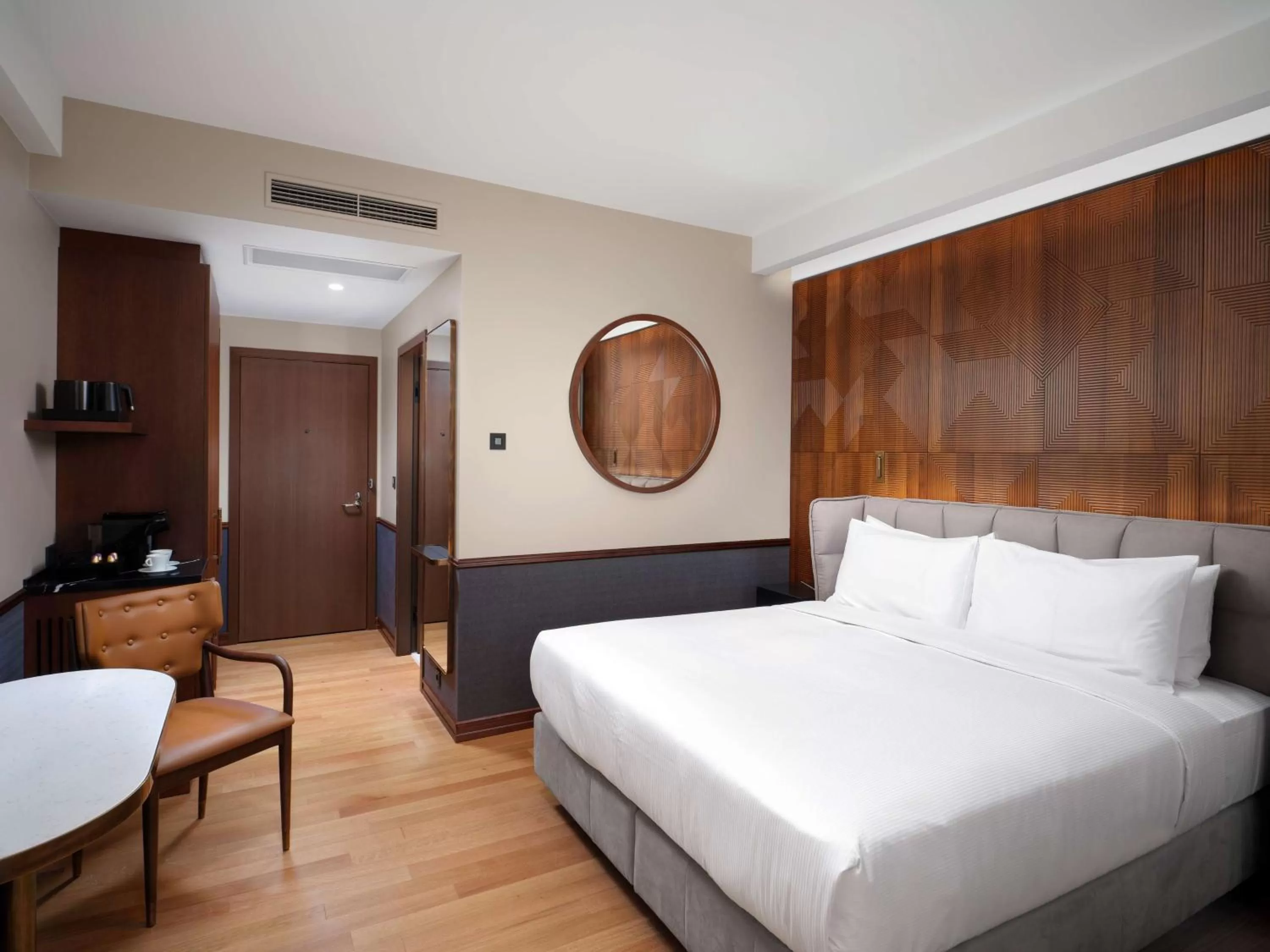 Bed in Iceland Parliament Hotel, Curio Collection By Hilton