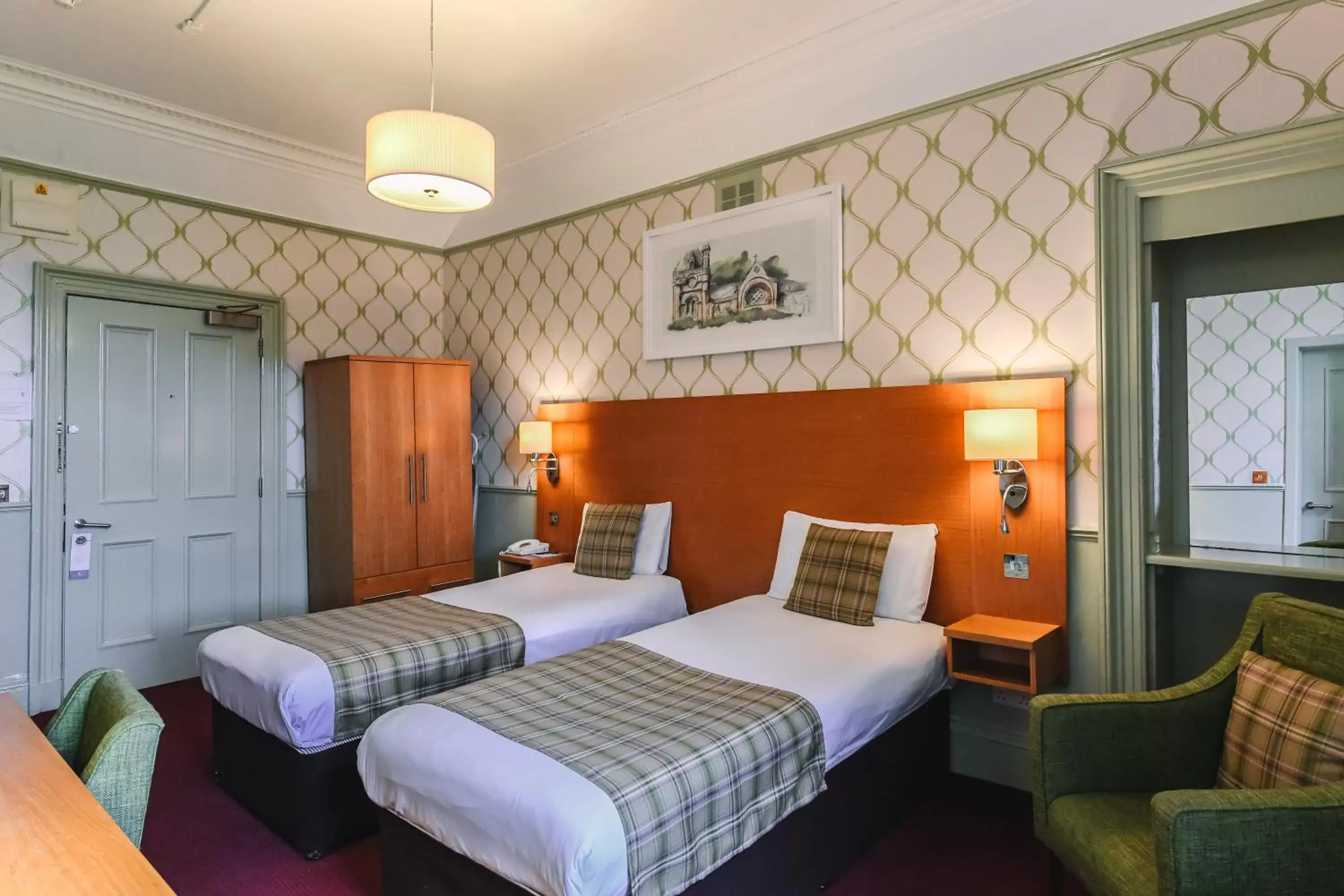 Bedroom, Bed in Fisher's Hotel