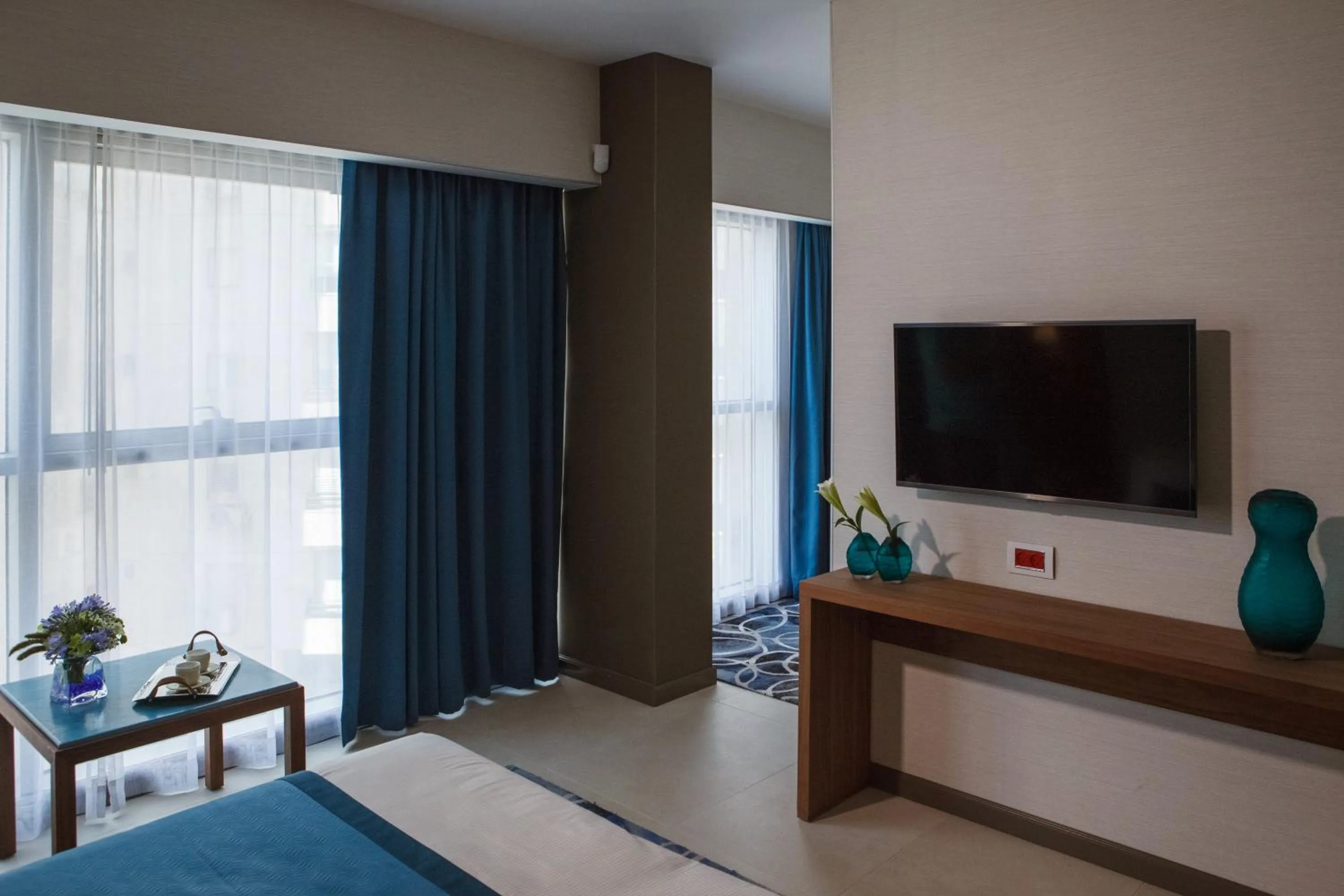 TV and multimedia, Bed in Medi Terre Boutique Hotel - By Saida Hotels