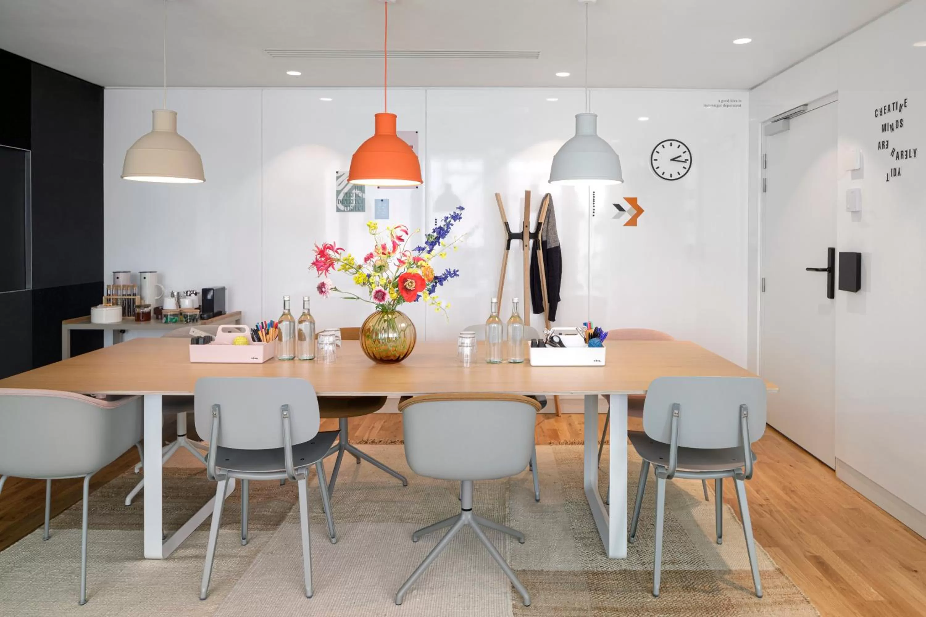 Meeting/conference room in Zoku Paris