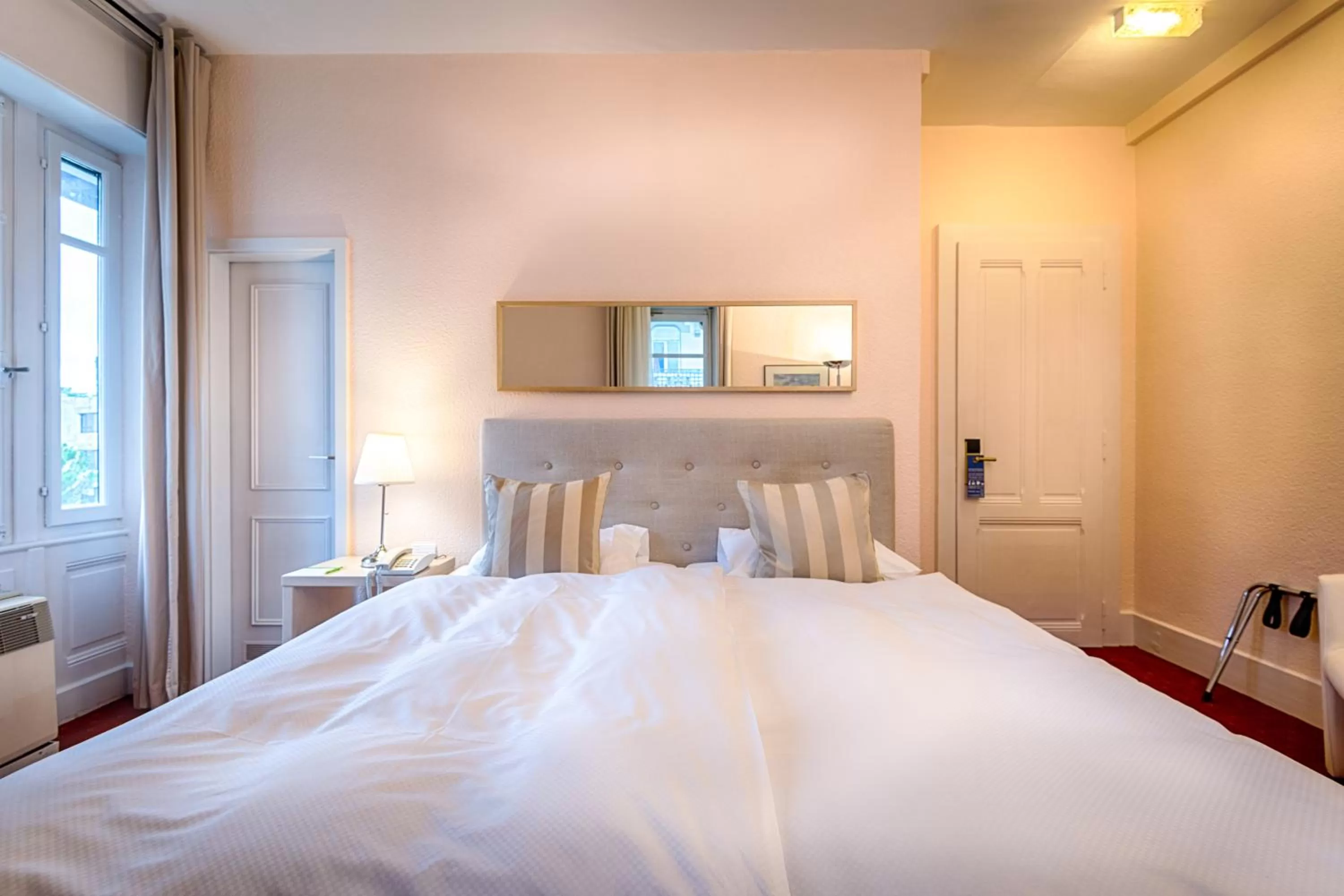 Bed in Villa Toscane