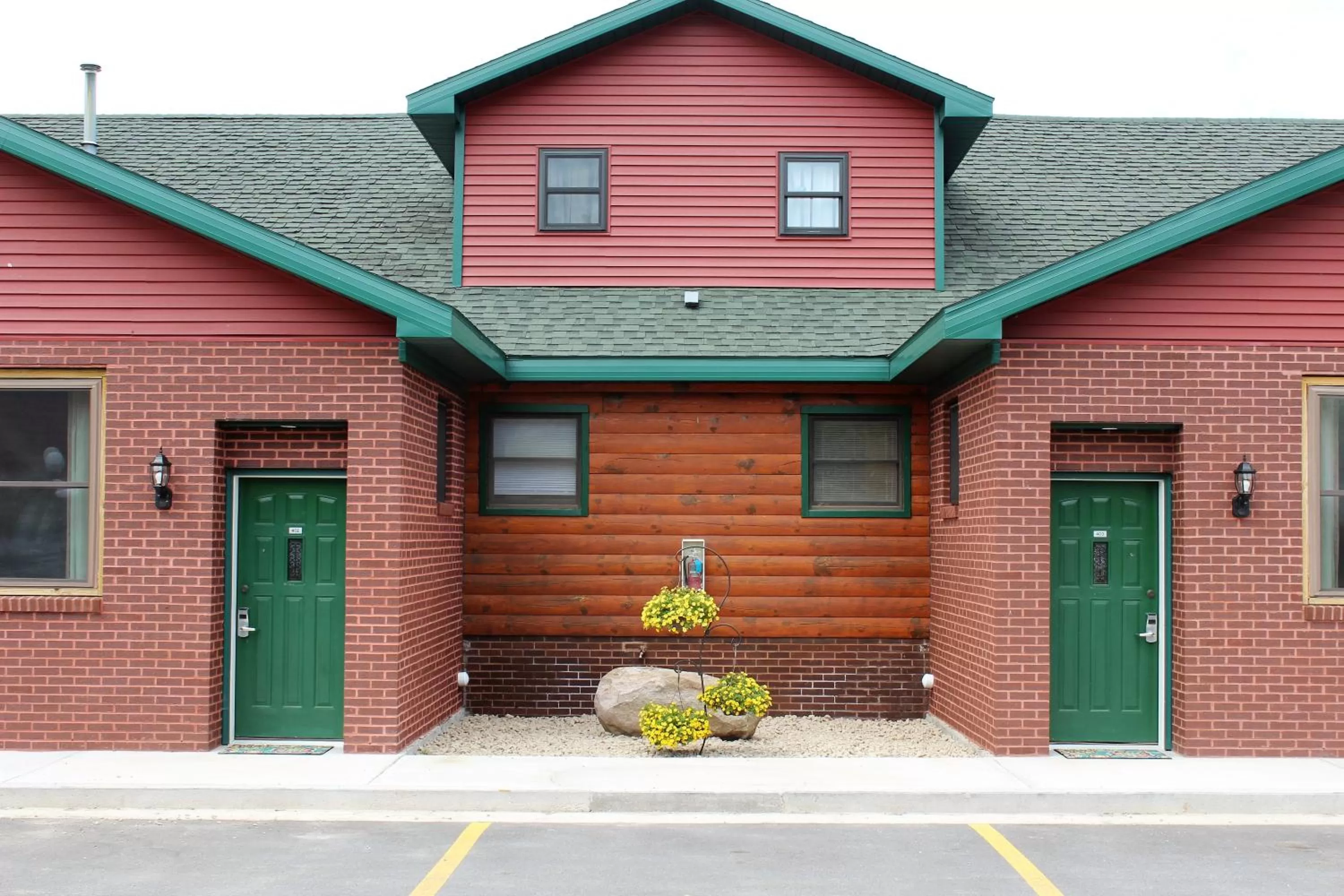 Property building in Stone Fence Resort