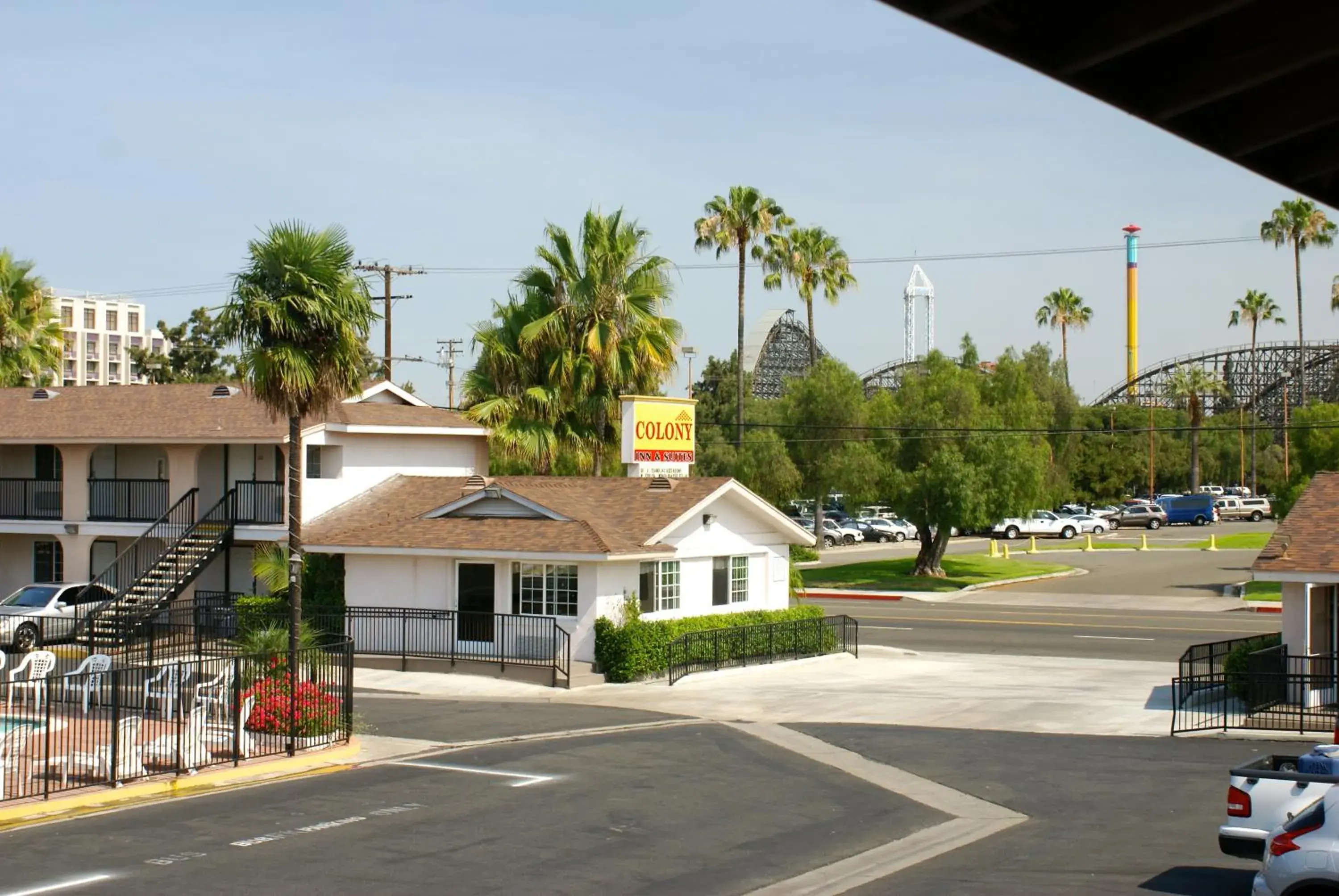 Area and facilities, Property Building in Colony Inn