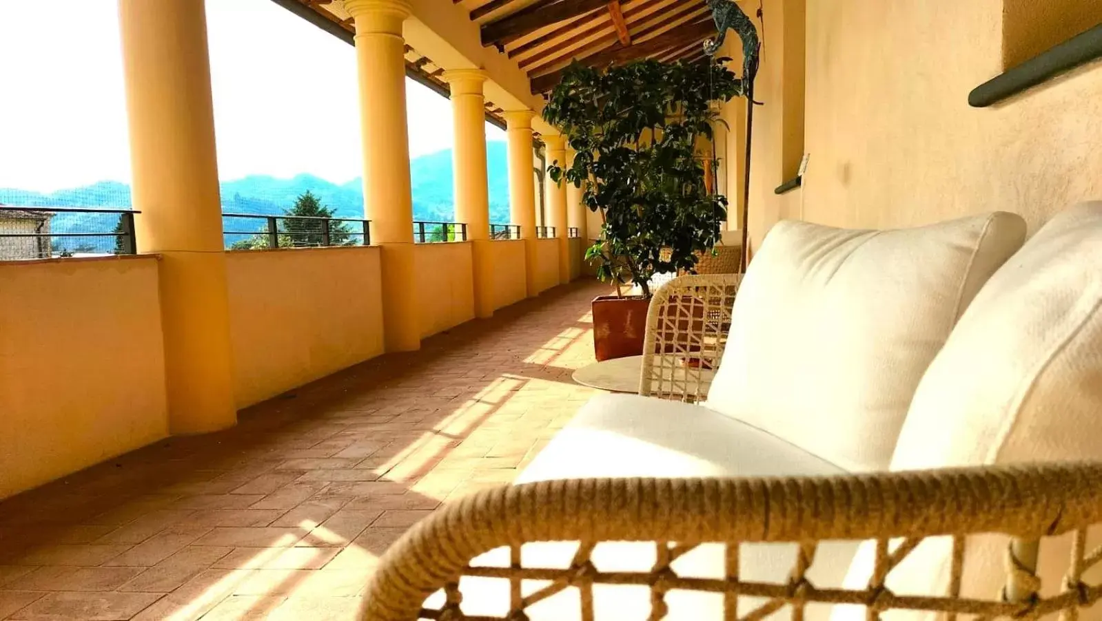 Balcony/Terrace in Badia Giulia Prestigious Historical B&B