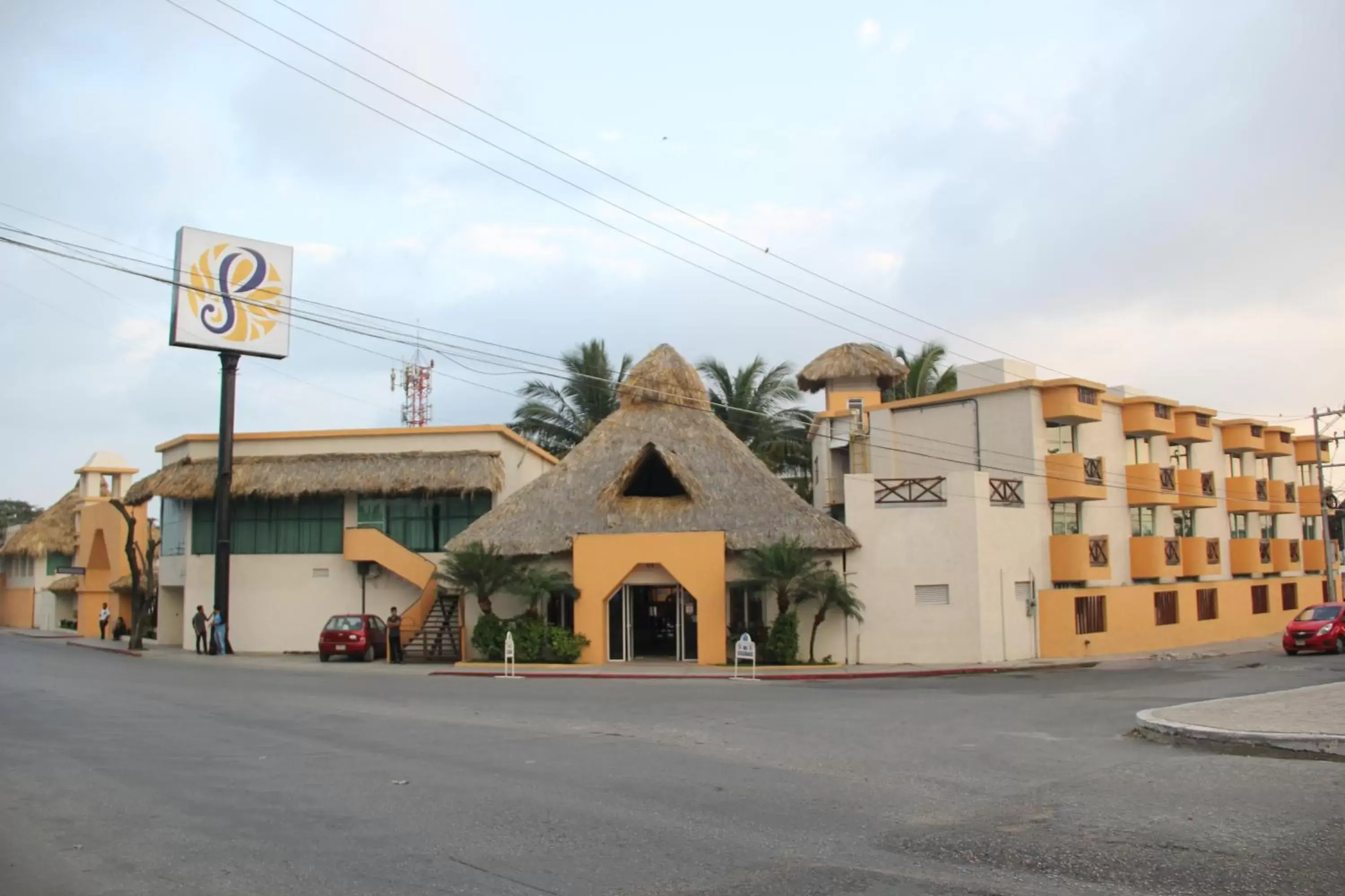 Facade/entrance, Property Building in Hotel Palapa Palace Inn