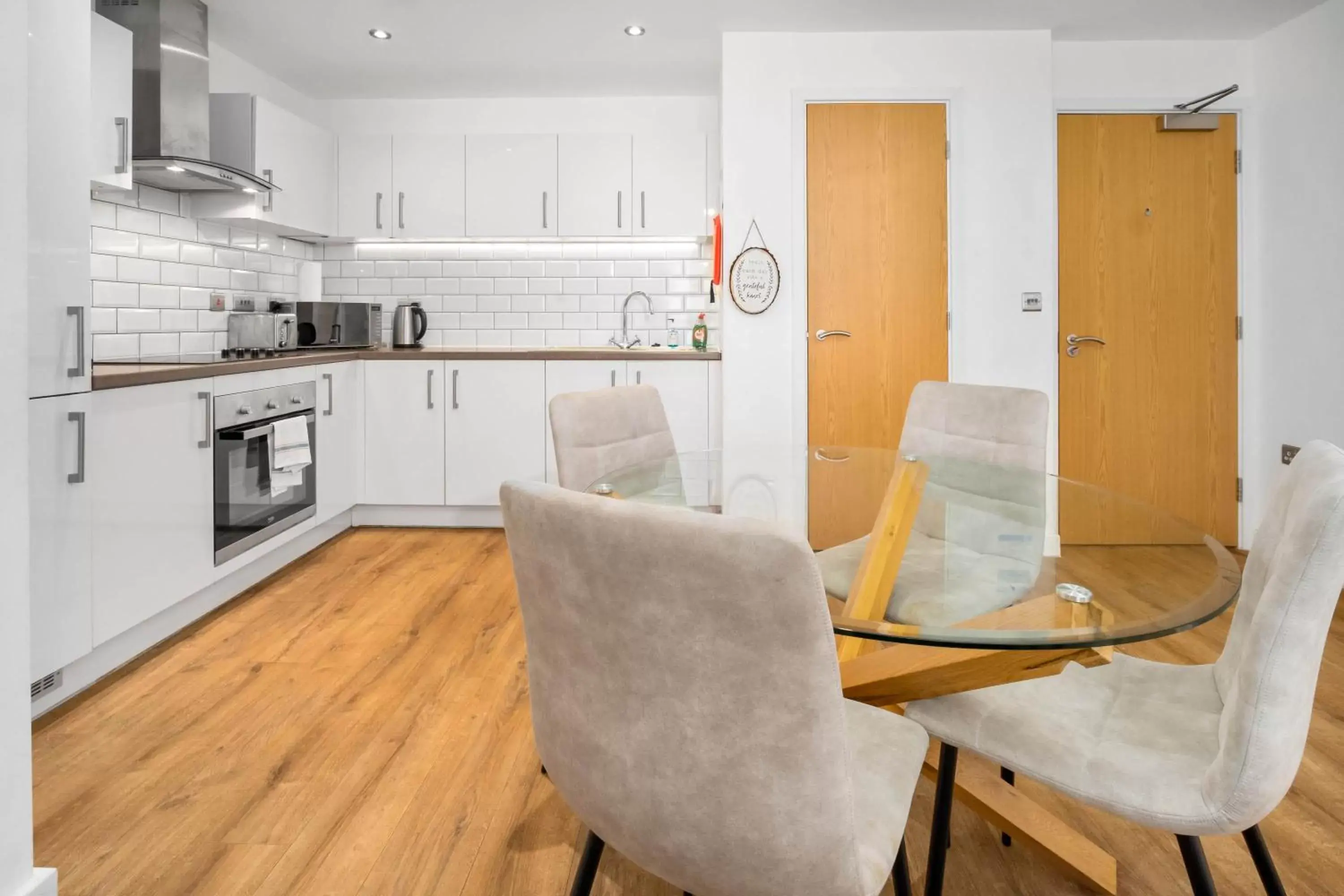 Kitchen or kitchenette, Kitchen/Kitchenette in Onyx O2 Arena Brindley Place Broad Street Large Spacious Apartment