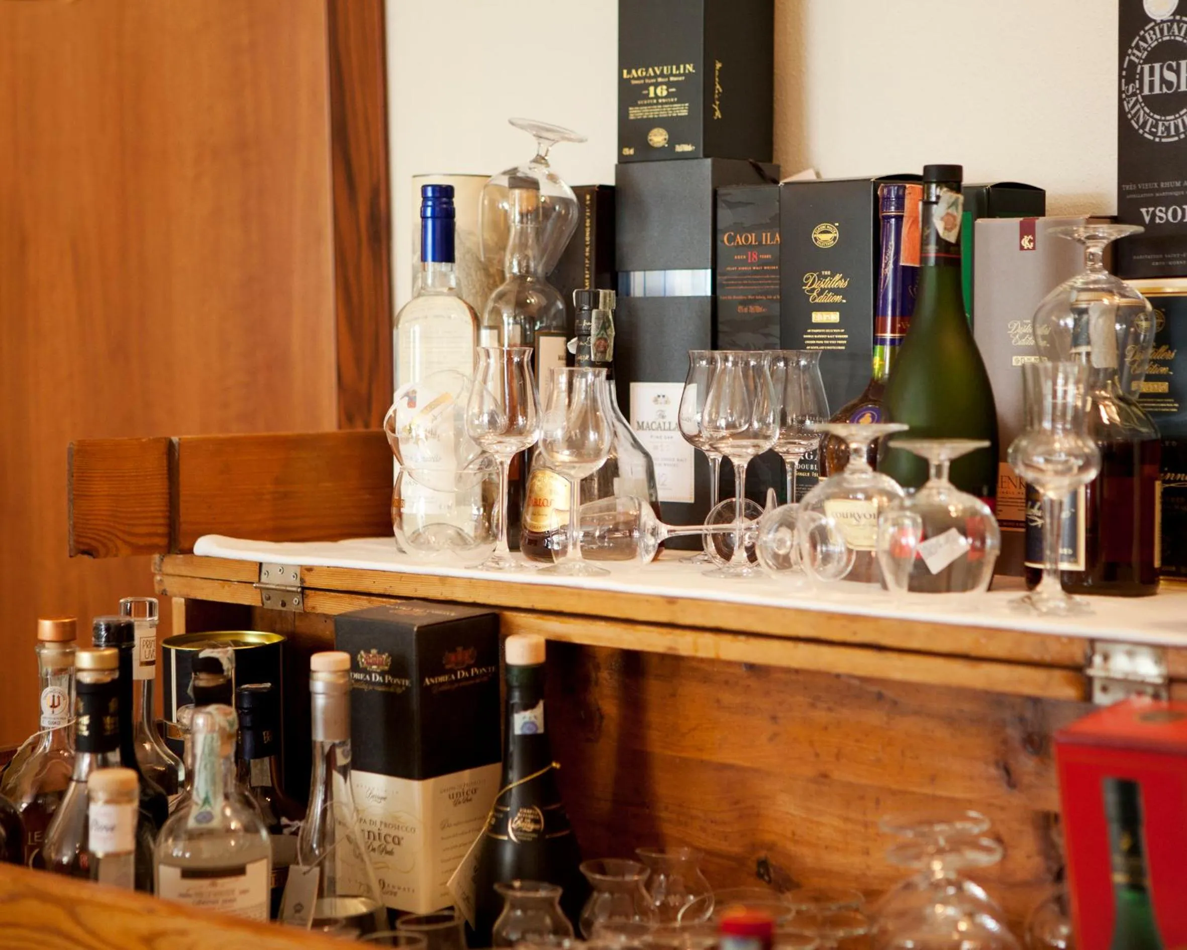 Restaurant/places to eat in Hotel Ristorante Ala d'Oro