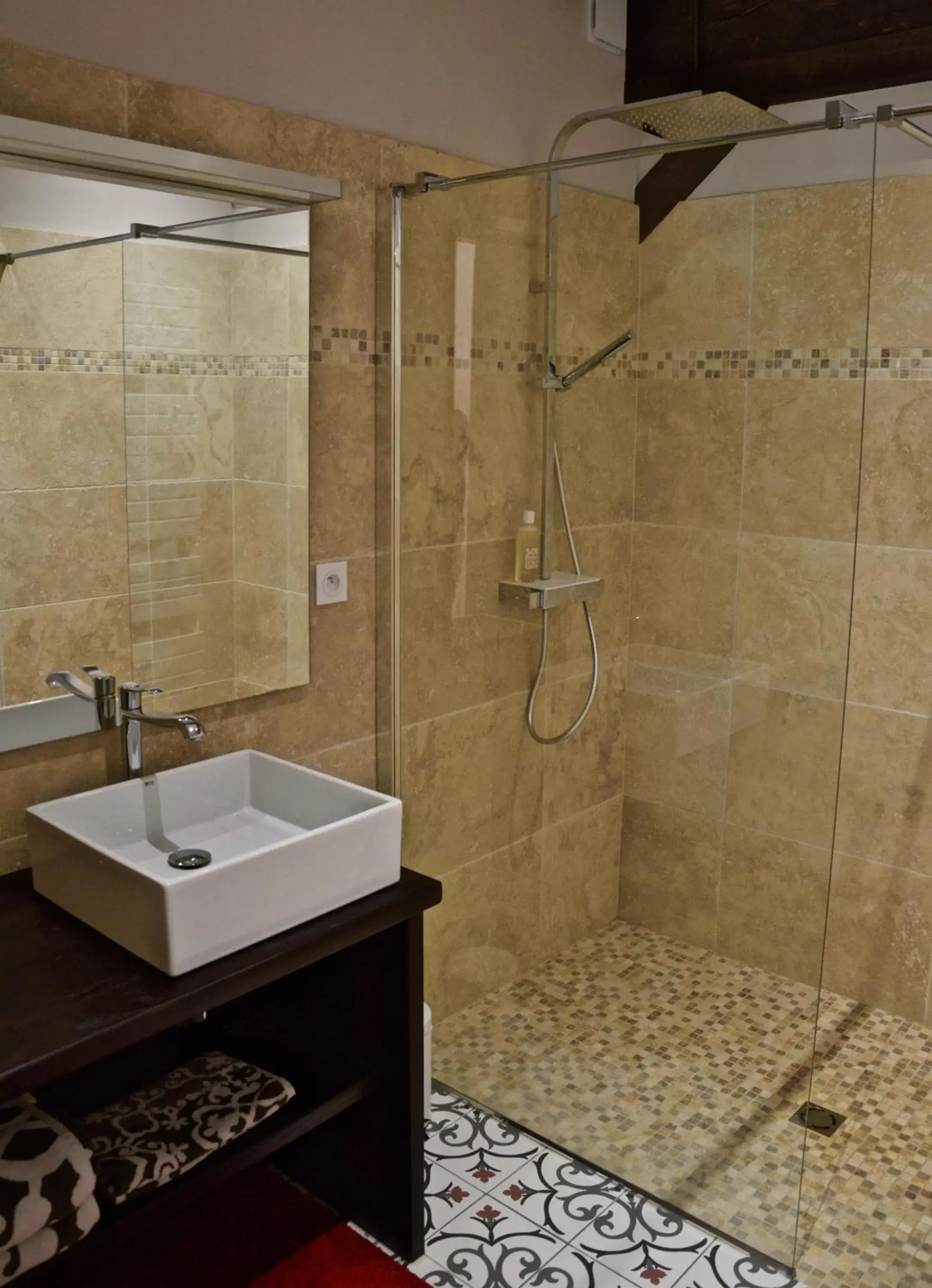 Shower, Bathroom in Chateau de la Vieille Chapelle