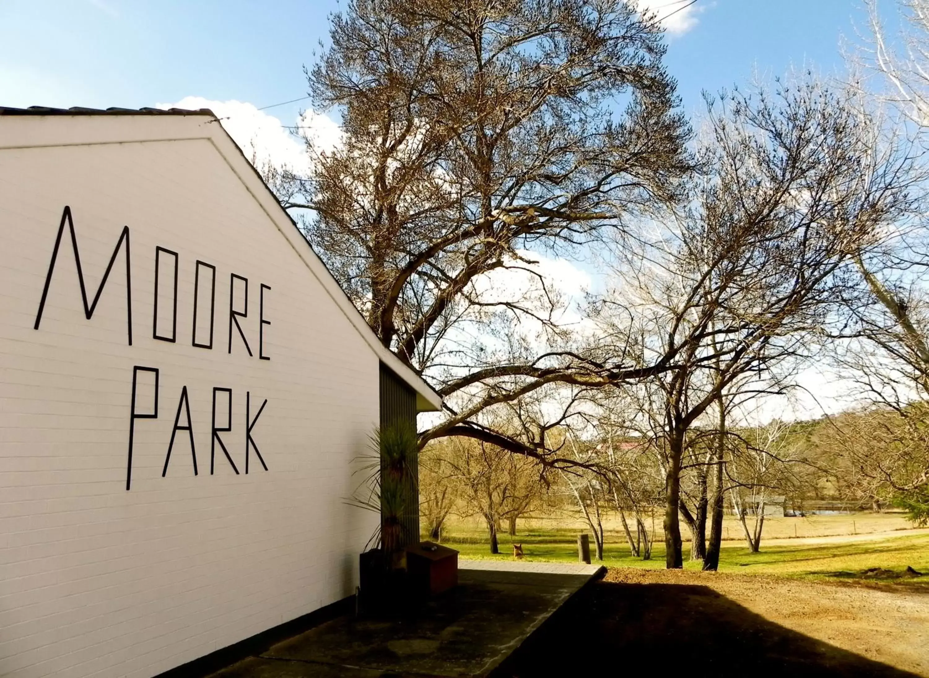 Area and facilities, Property Building in Moore Park Inn