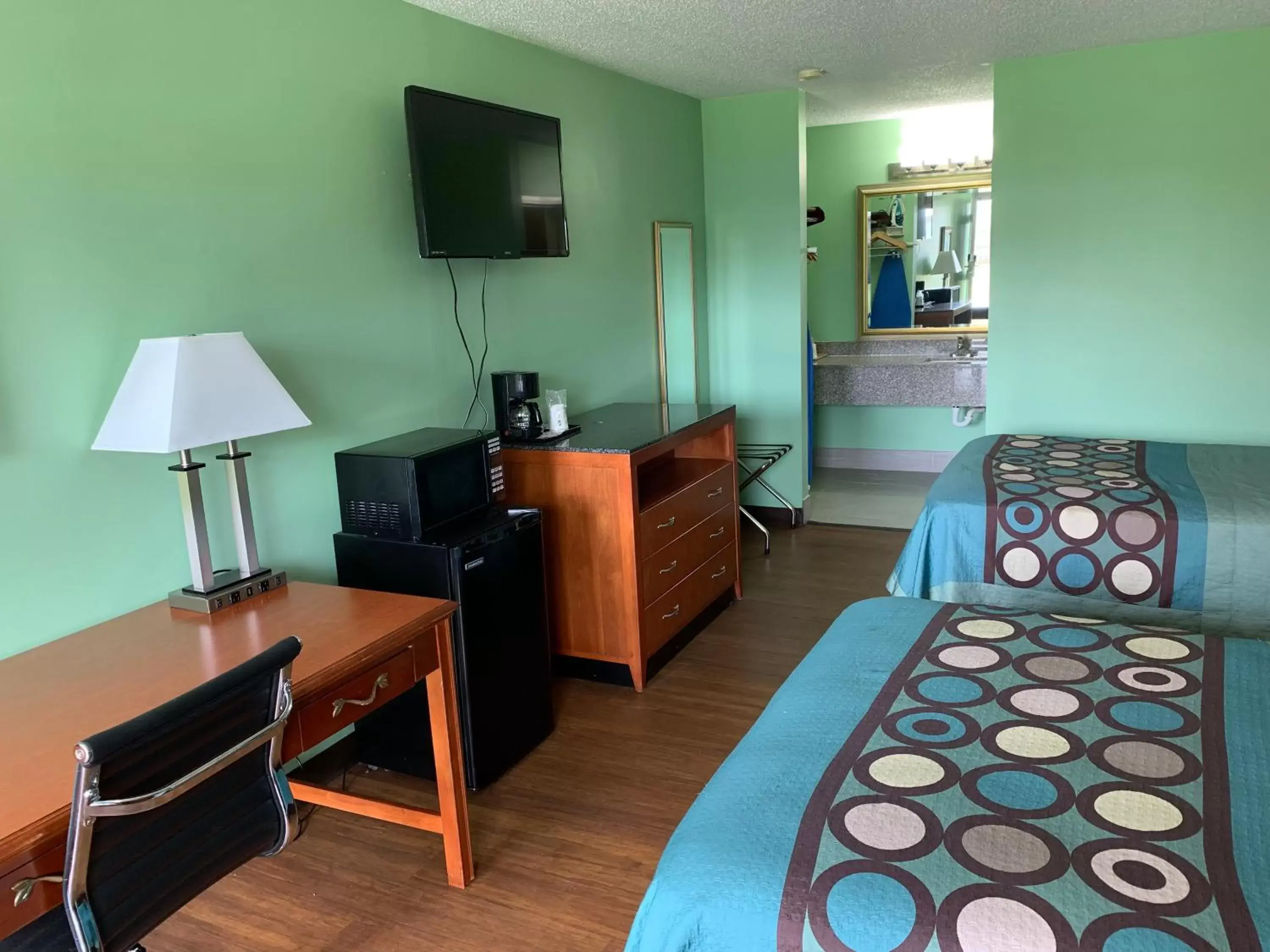 Bed in Super 8 by Wyndham Gaffney Bed in Super 8 by Wyndham Gaffney