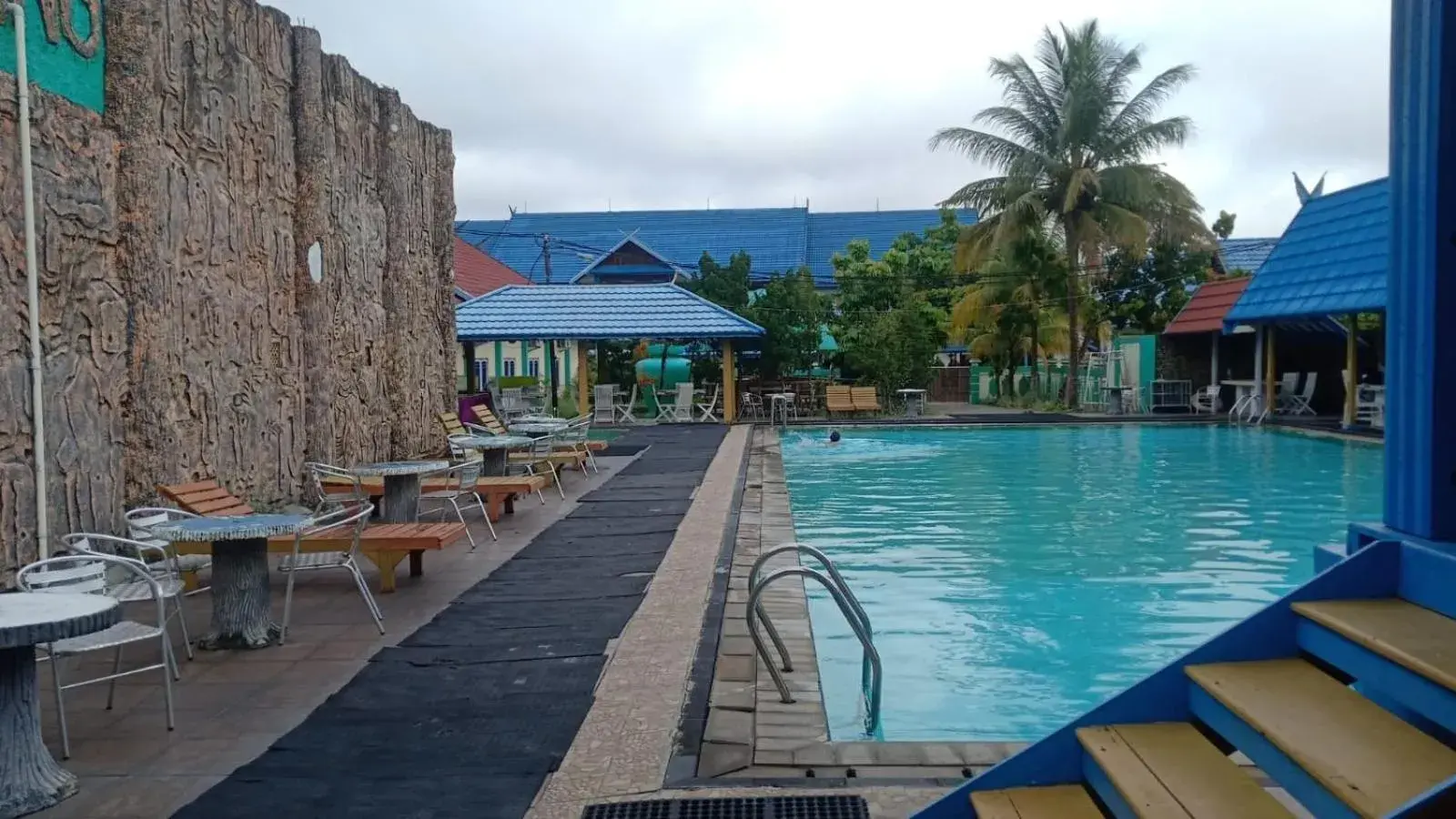 Swimming Pool in Capital O 91806 Hotel Batu Suli