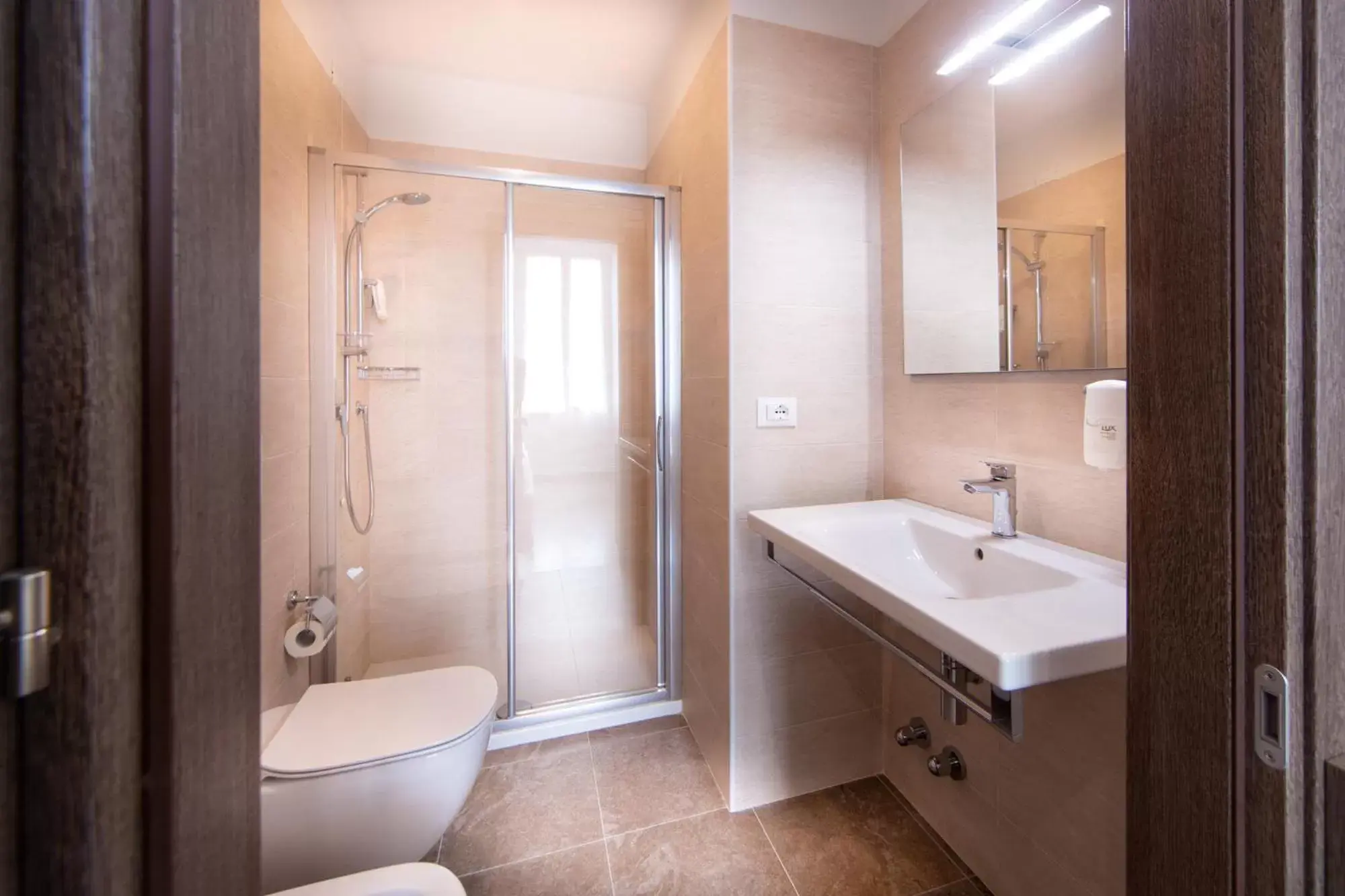 Bathroom in Hotel Ristorante Il Caminetto