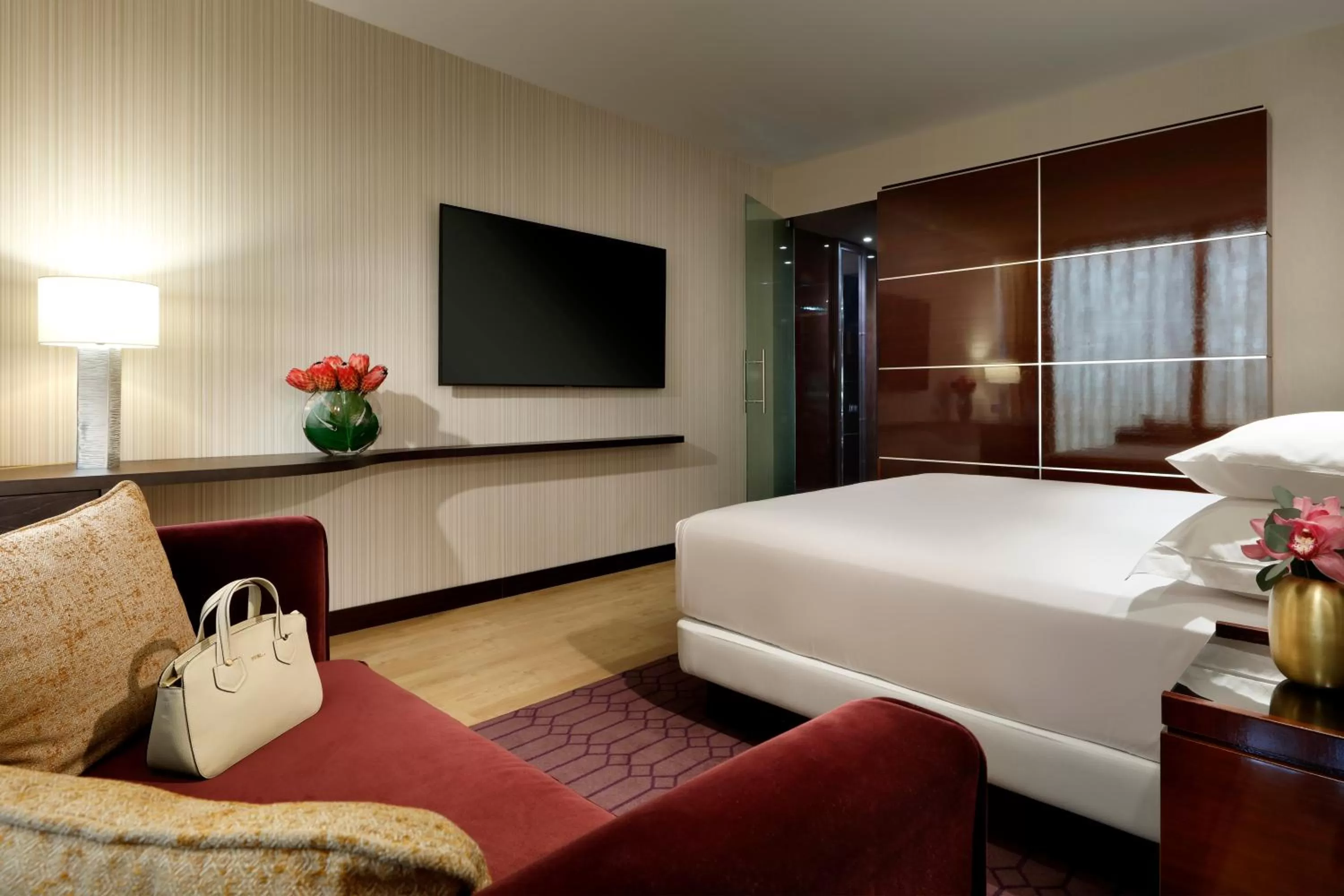 Bedroom, Bed in Hyatt Regency Barcelona Tower