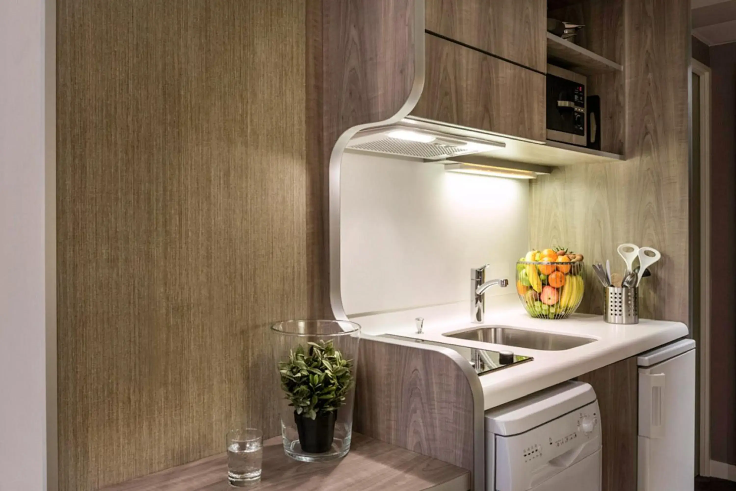 Kitchen or kitchenette, Kitchen/Kitchenette in AppartHotel Mercure Paris Boulogne