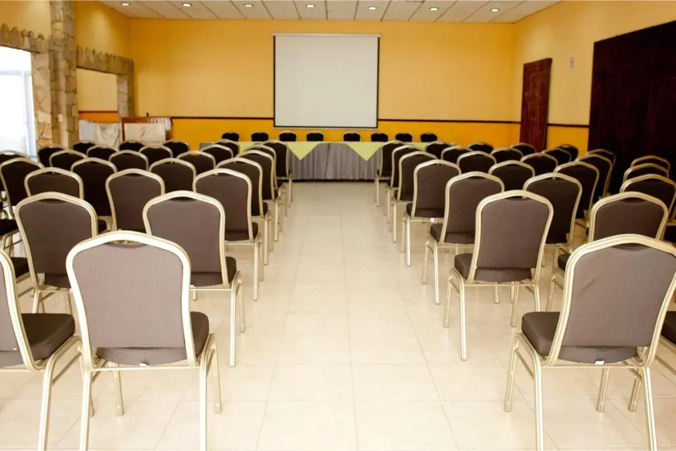 Business facilities in Hotel Plaza Palenque