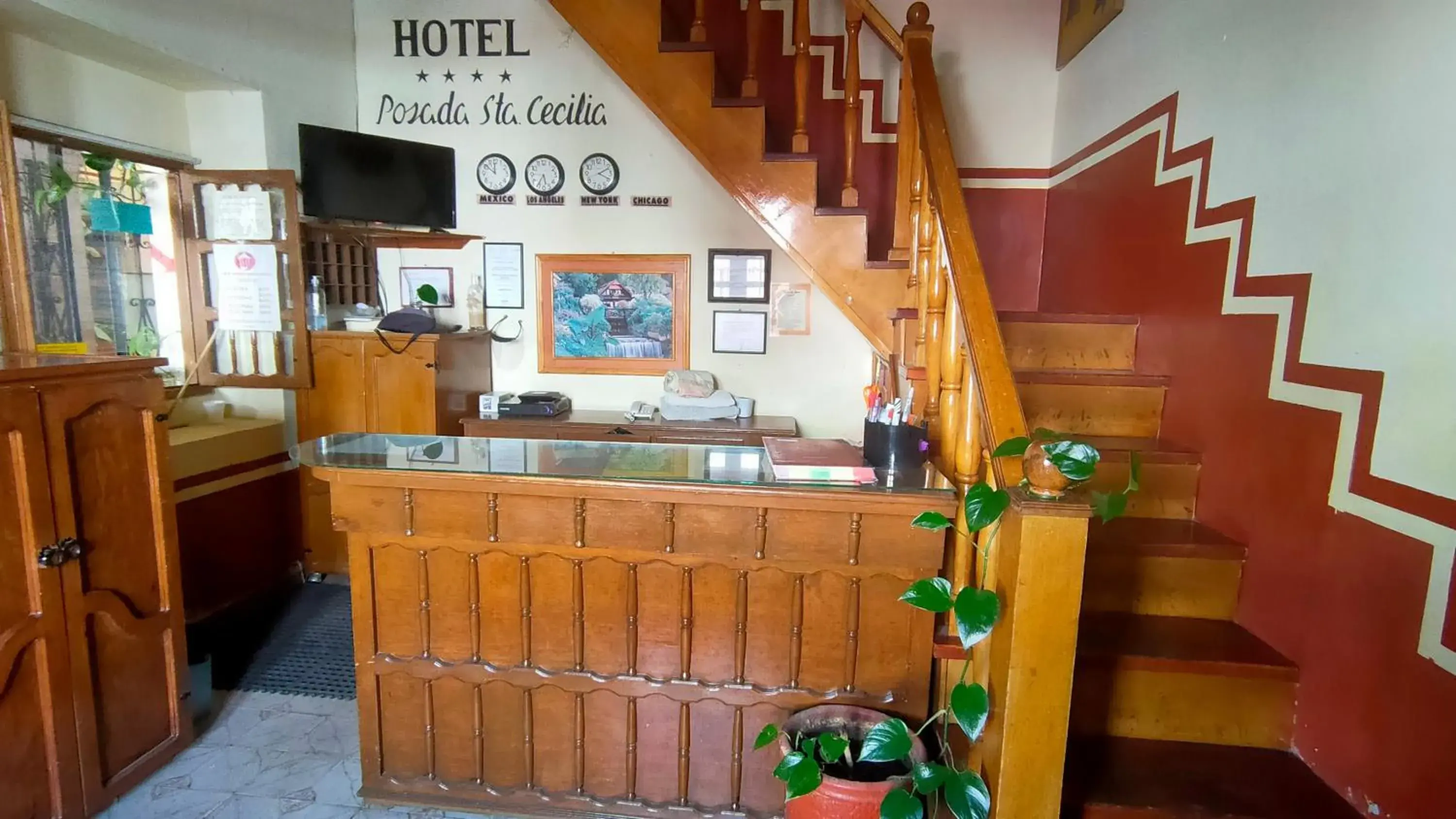 Lobby or reception, Lobby/Reception in OYO Posada Santa Cecilia, Jerez Zacatecas