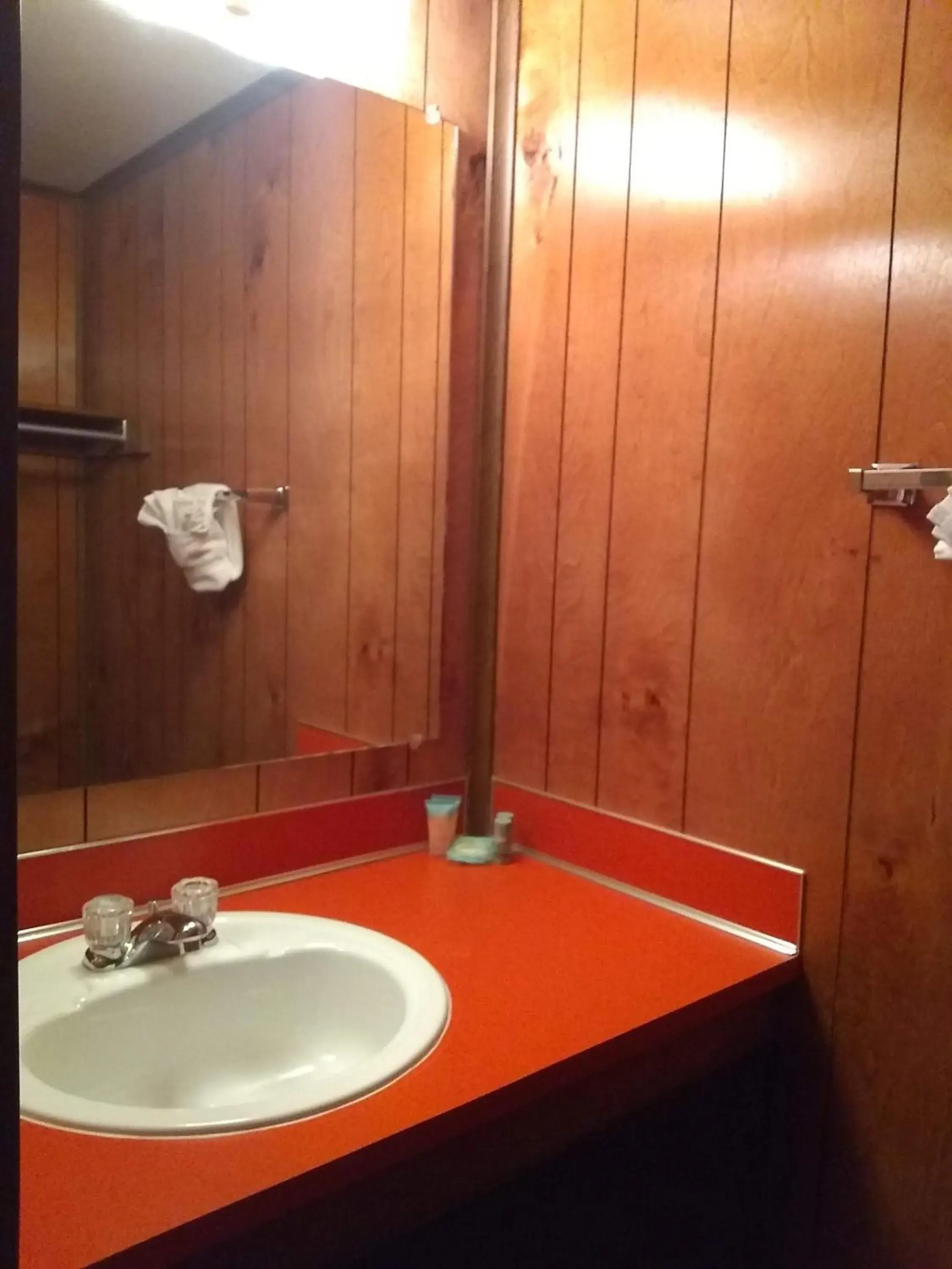 Bathroom in The Orca Inn