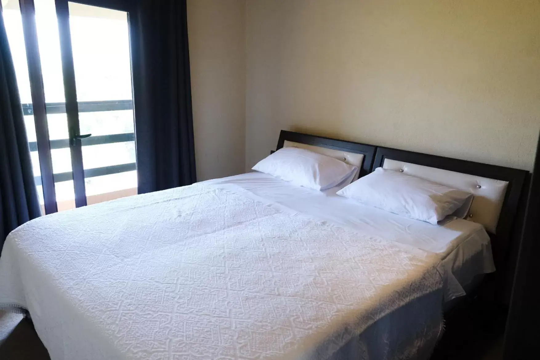 Double Room with Balcony in Hotel Vila Bruci Double Room with Balcony in Hotel Vila Bruci