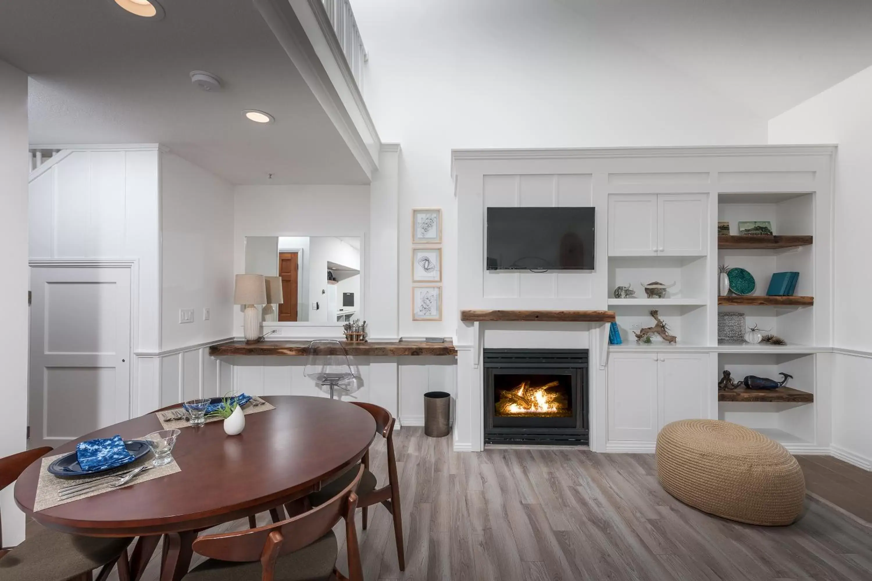 Dining area, Kitchen/Kitchenette in ViewPoint Hotel