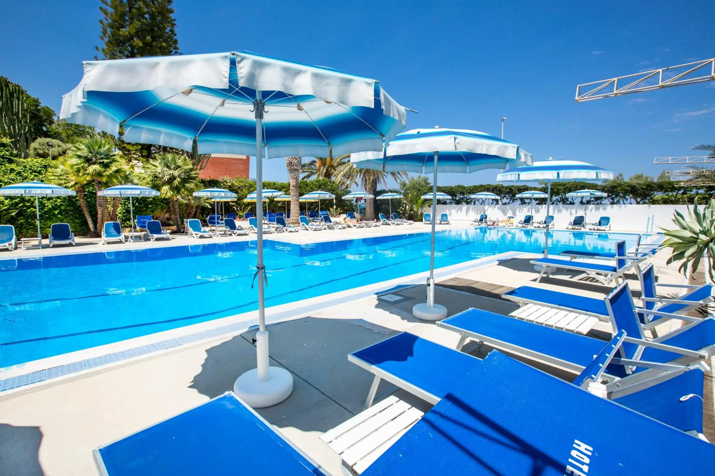 Swimming pool in Hotel Tourist Swimming pool in Hotel Tourist