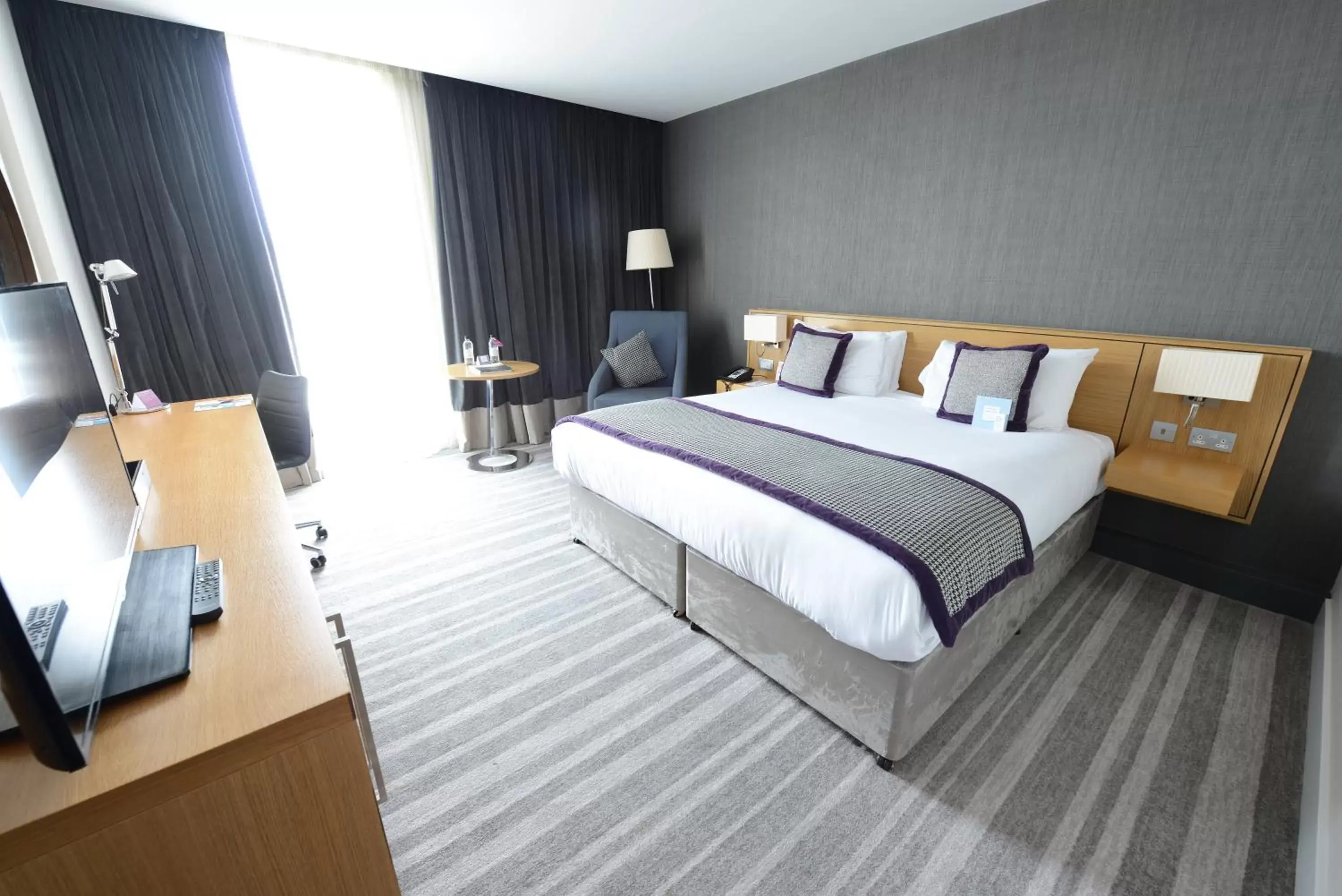 Photo of the whole room, Bed in Crowne Plaza Newcastle - Stephenson Quarter, an IHG Hotel