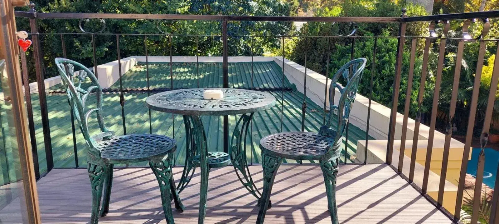 Patio, Balcony/Terrace in Riversong Guest House