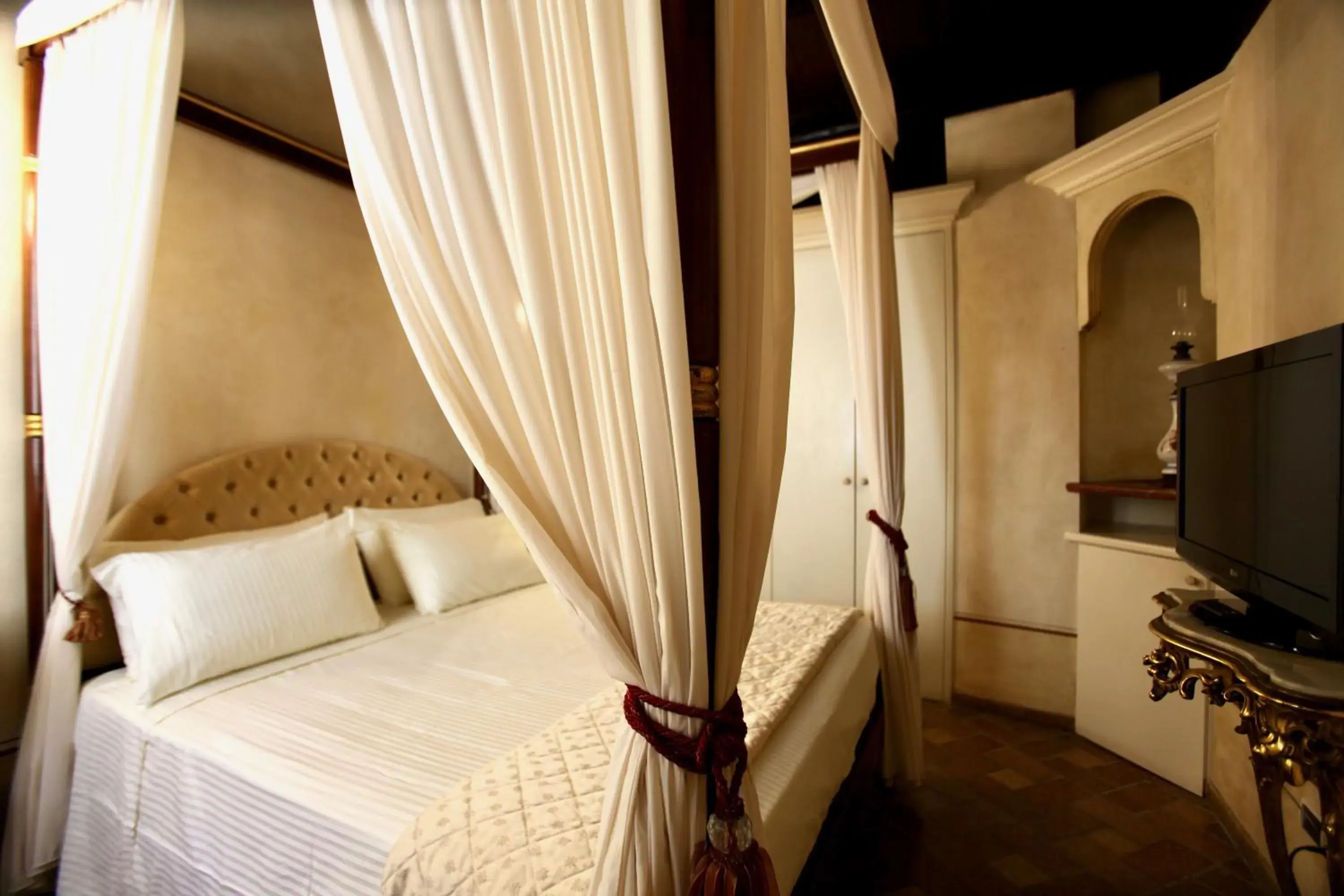 Photo of the whole room, Bed in Fortino Napoleonico Photo of the whole room, Bed in Fortino Napoleonico