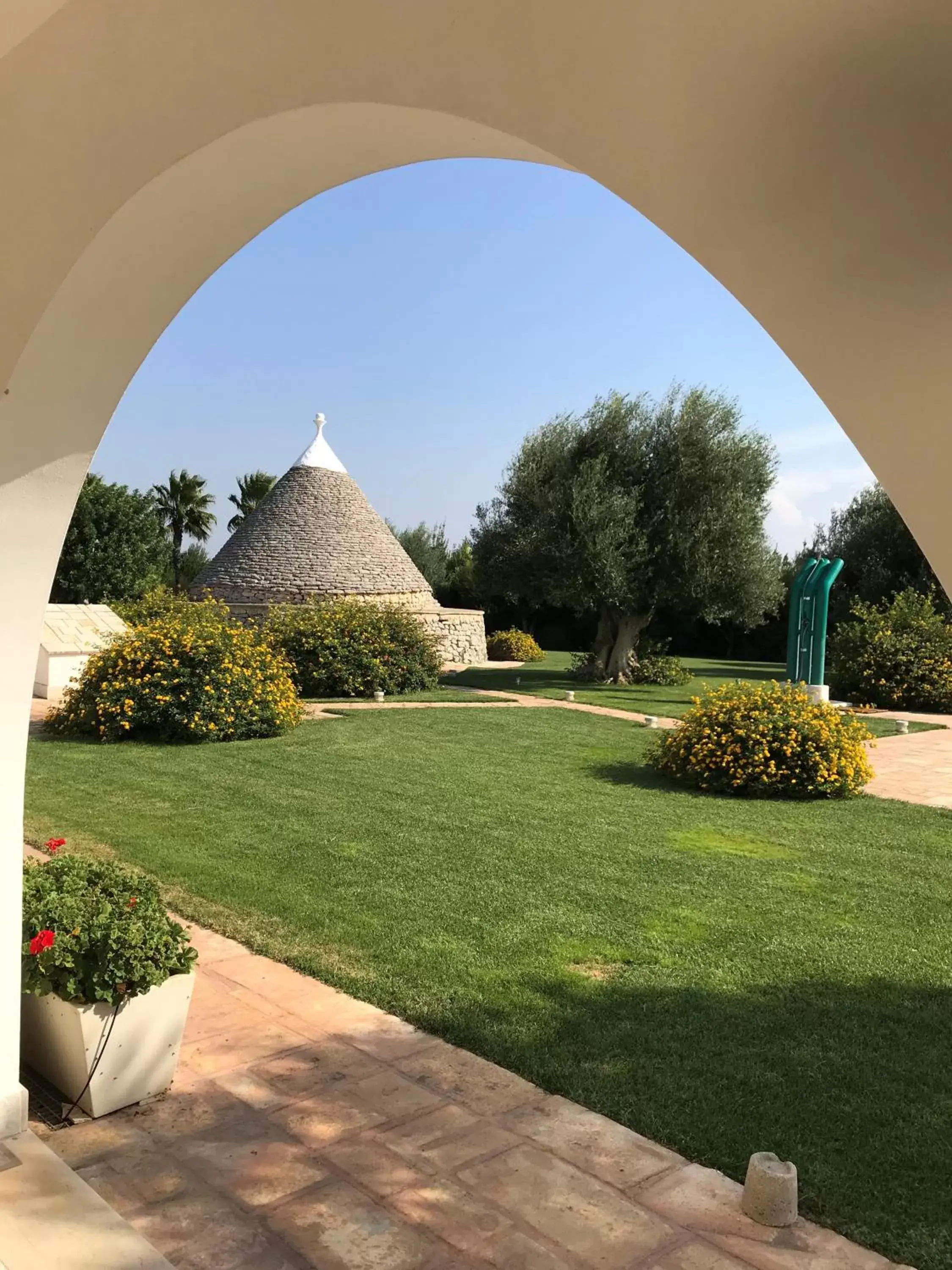 Garden in Relais Masseria della Colomba - Agriturismo